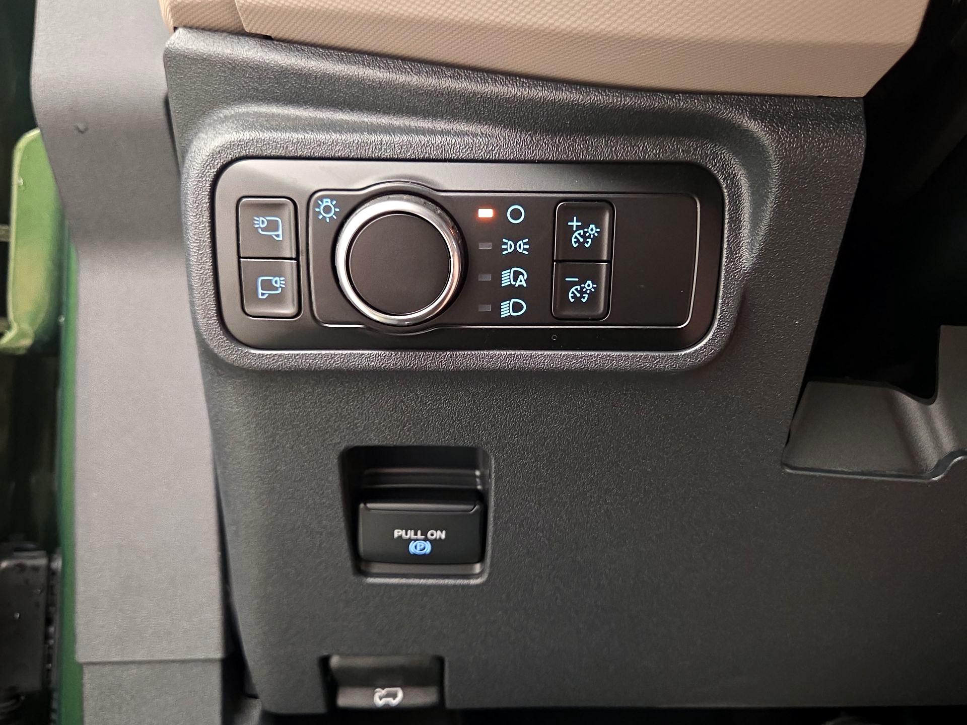 Thumbnail: 2023 Ford Bronco - 13