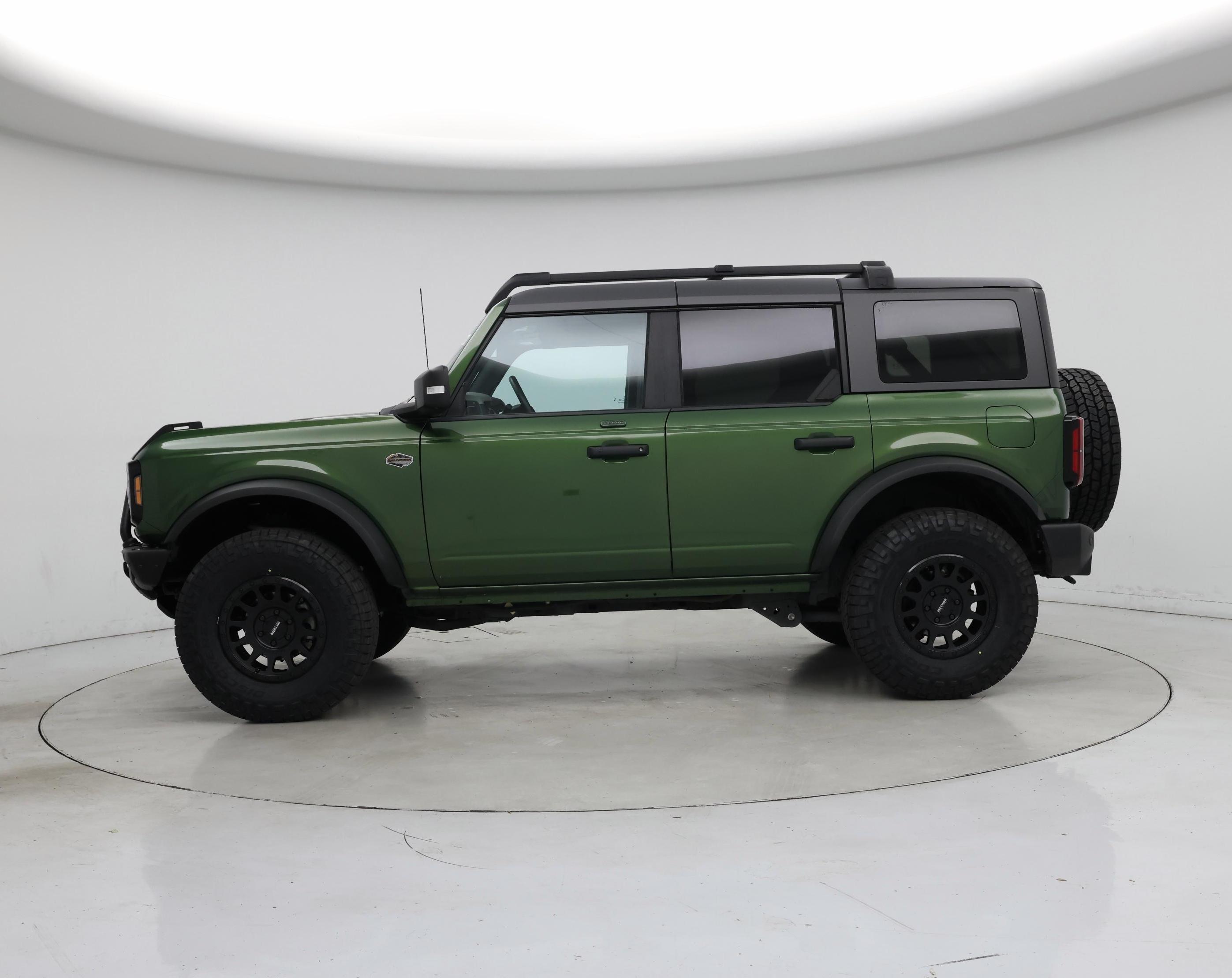 Thumbnail: 2023 Ford Bronco - 3