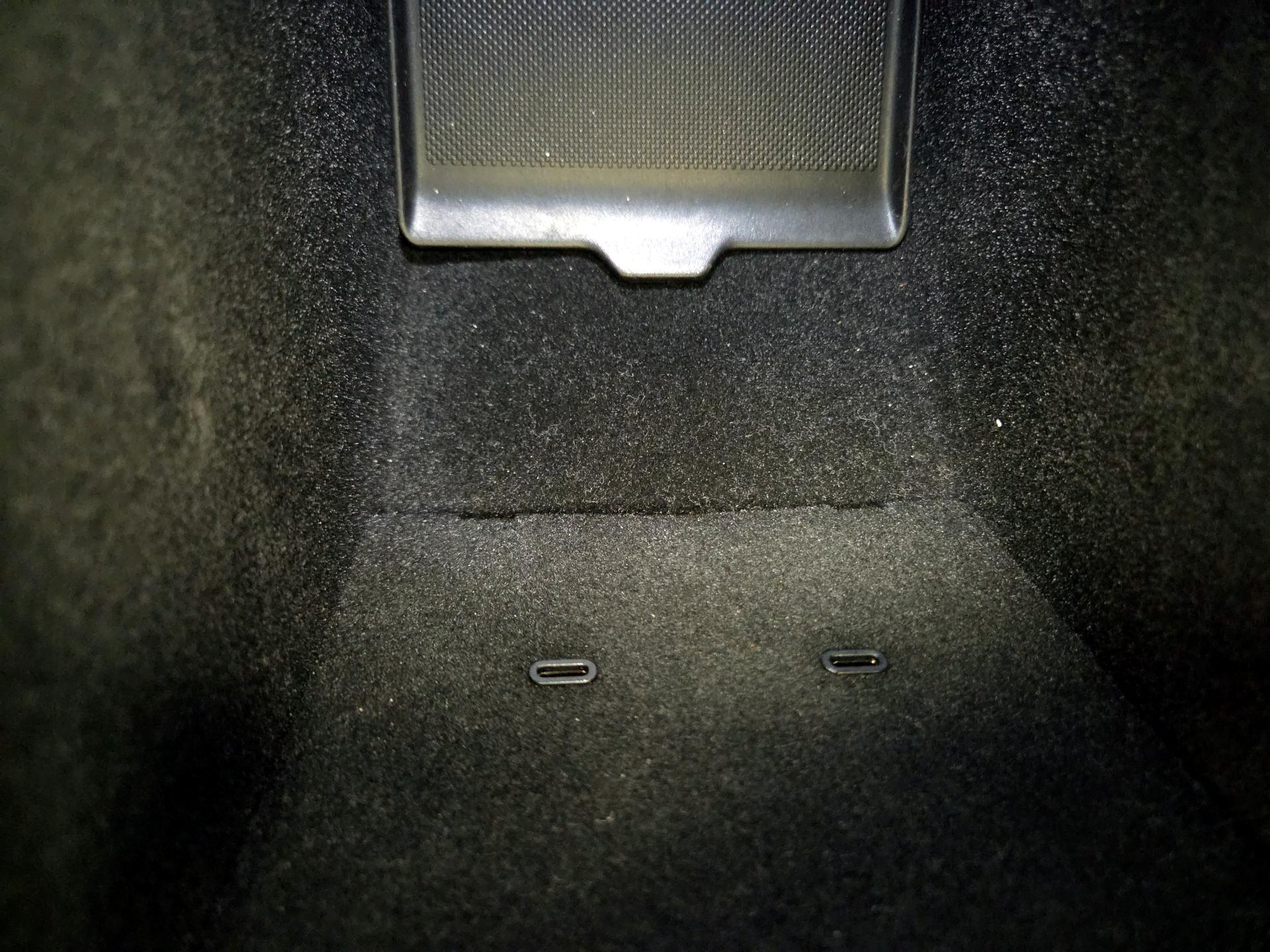 Thumbnail: 2021 Tesla Model 3 - 19