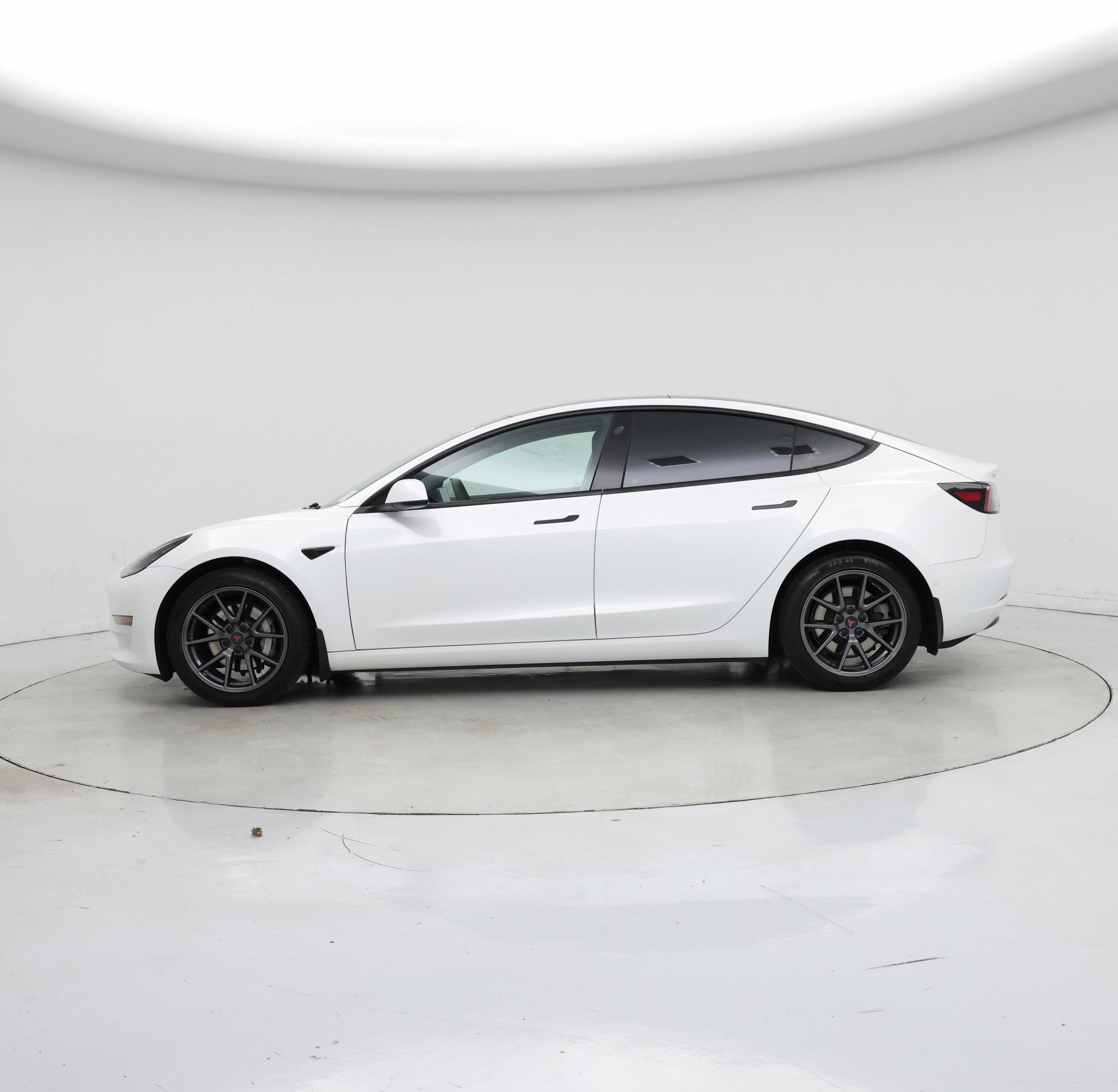 Thumbnail: 2021 Tesla Model 3 - 3