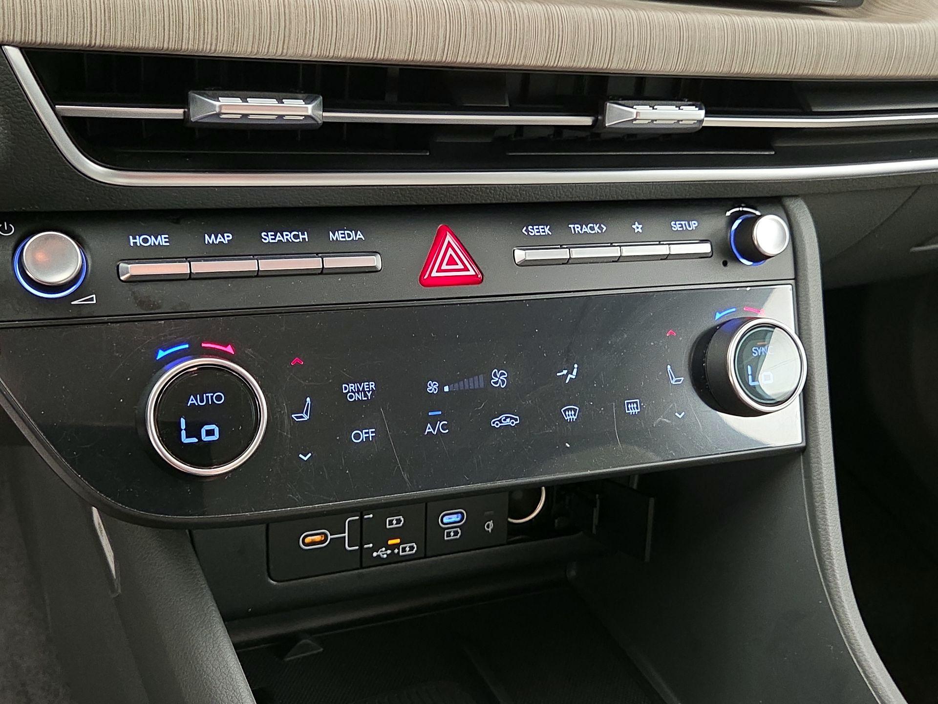 Thumbnail: 2024 Hyundai Sonata - 16