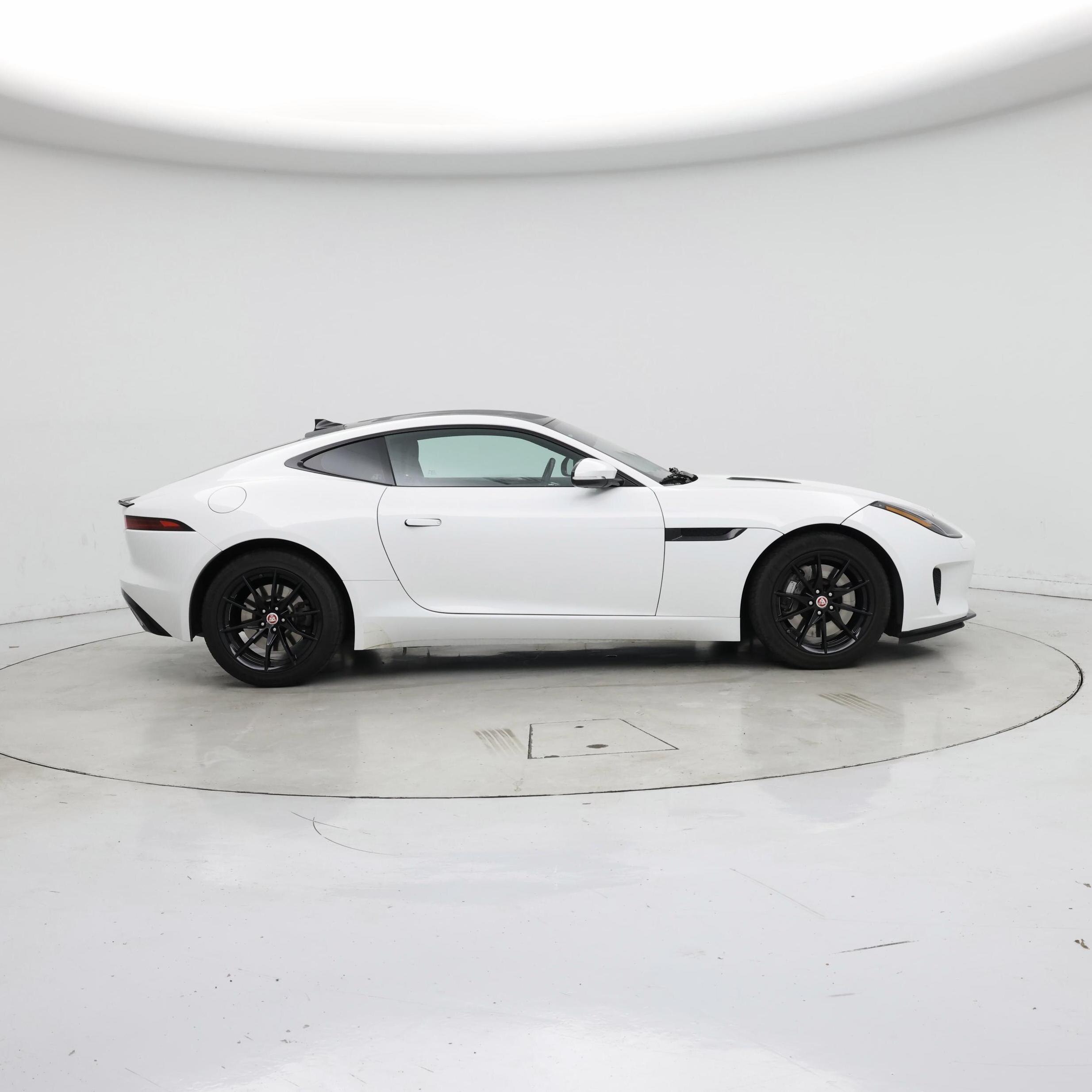 Thumbnail: 2020 Jaguar F-Type - 7