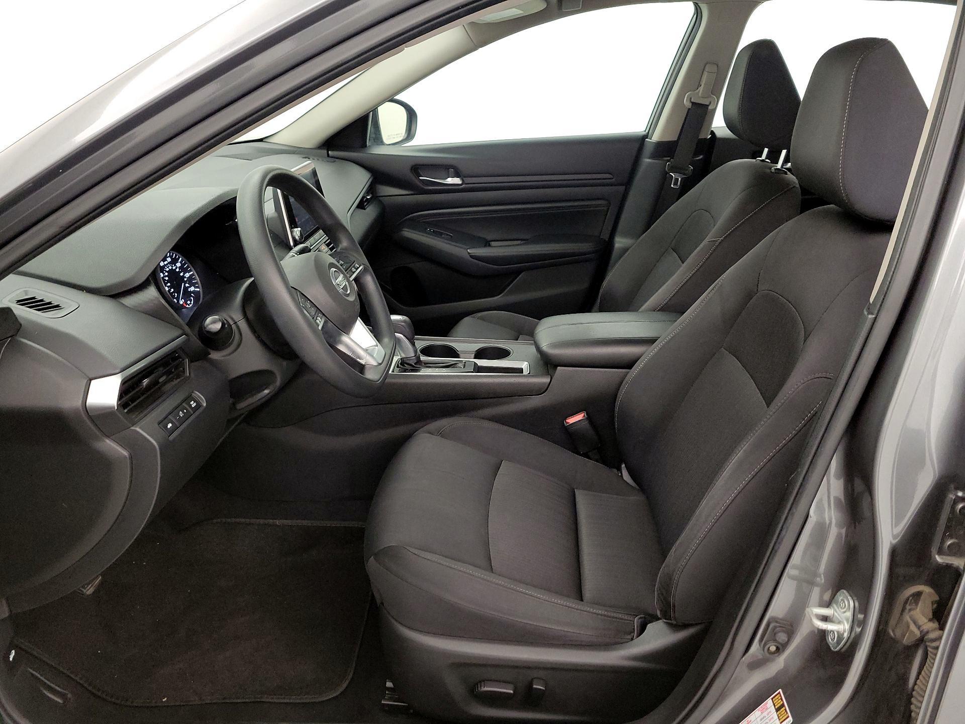 Thumbnail: 2019 Nissan Altima - 11