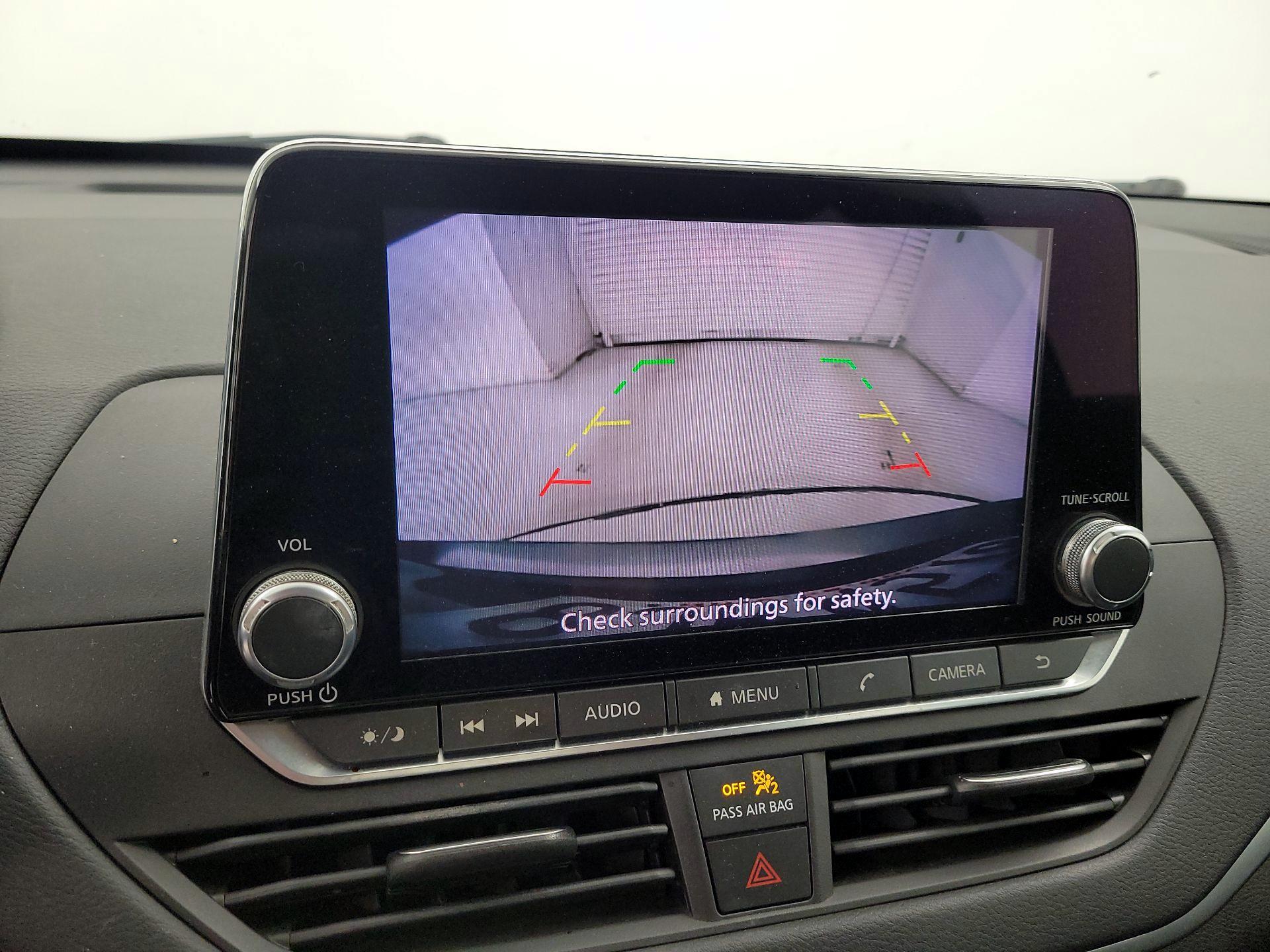 Thumbnail: 2019 Nissan Altima - 14