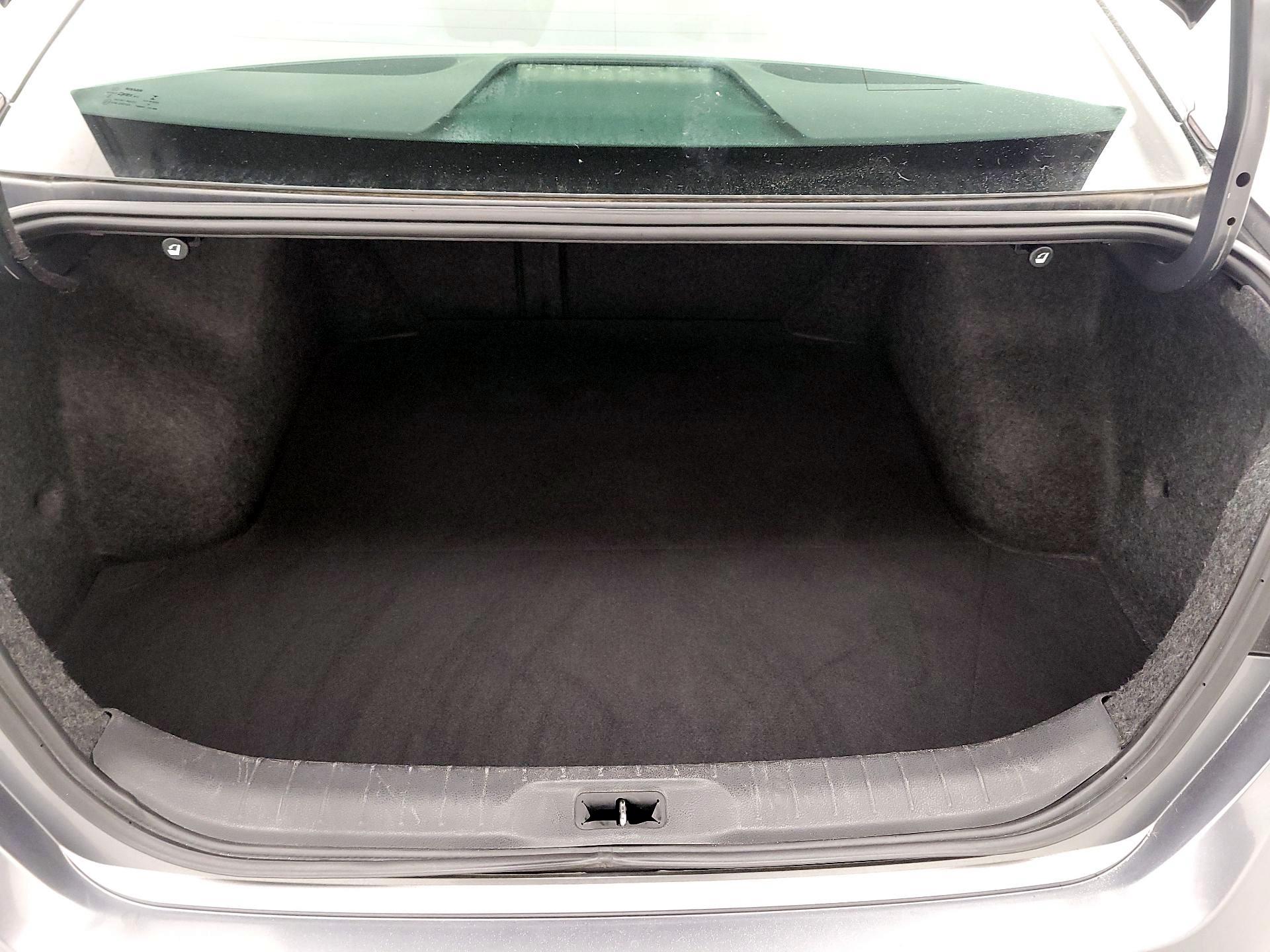 Thumbnail: 2019 Nissan Altima - 20