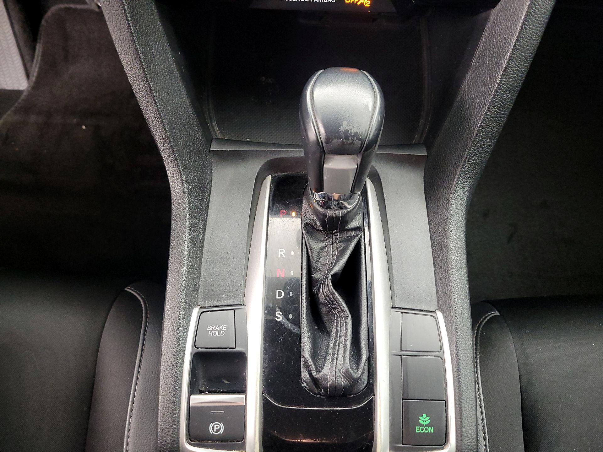 Thumbnail: 2019 Honda Civic - 17