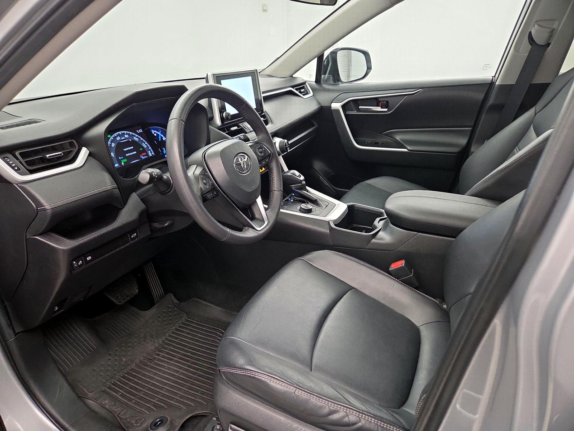 Thumbnail: 2024 Toyota RAV4 - 11