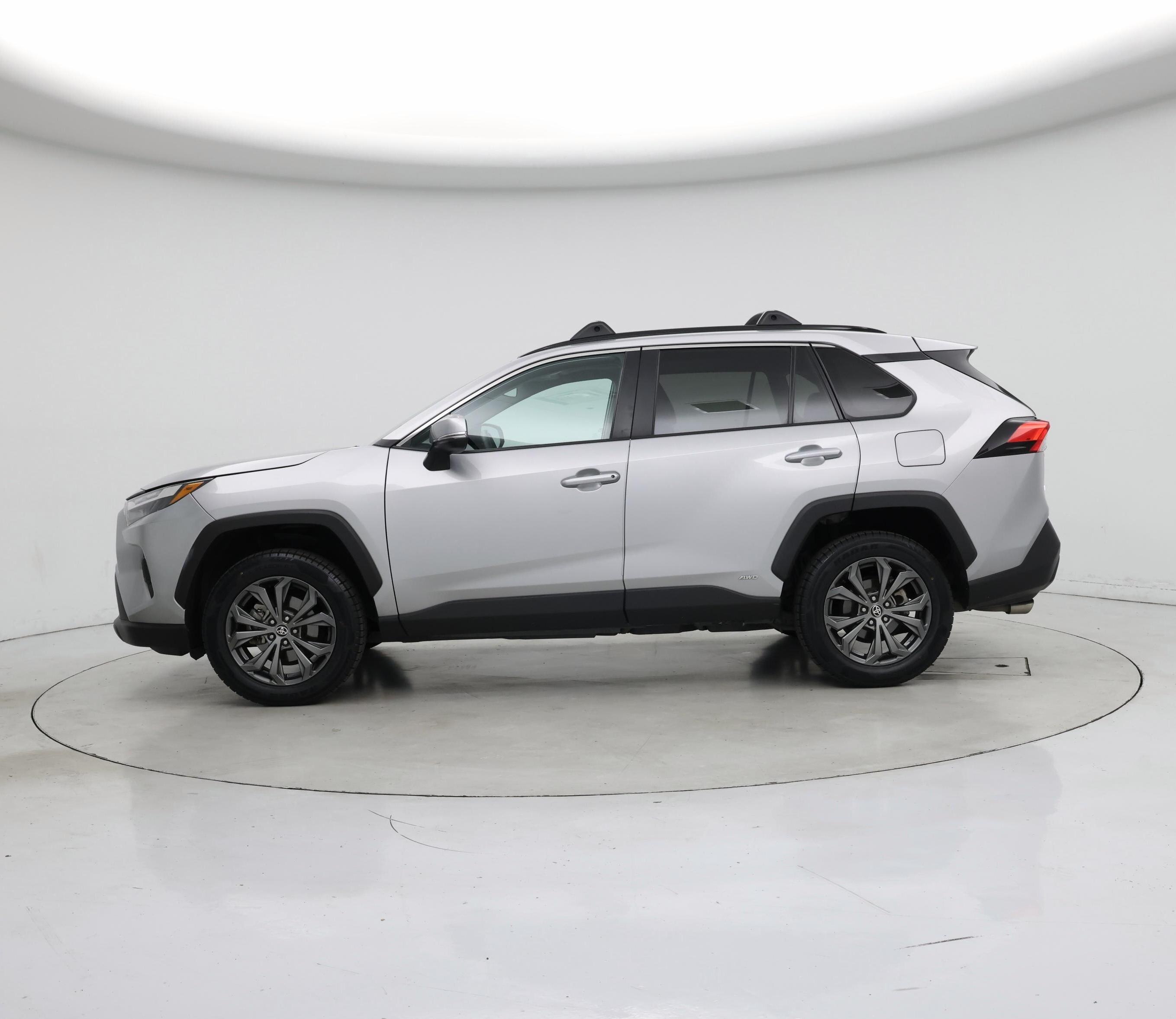 Thumbnail: 2024 Toyota RAV4 - 3