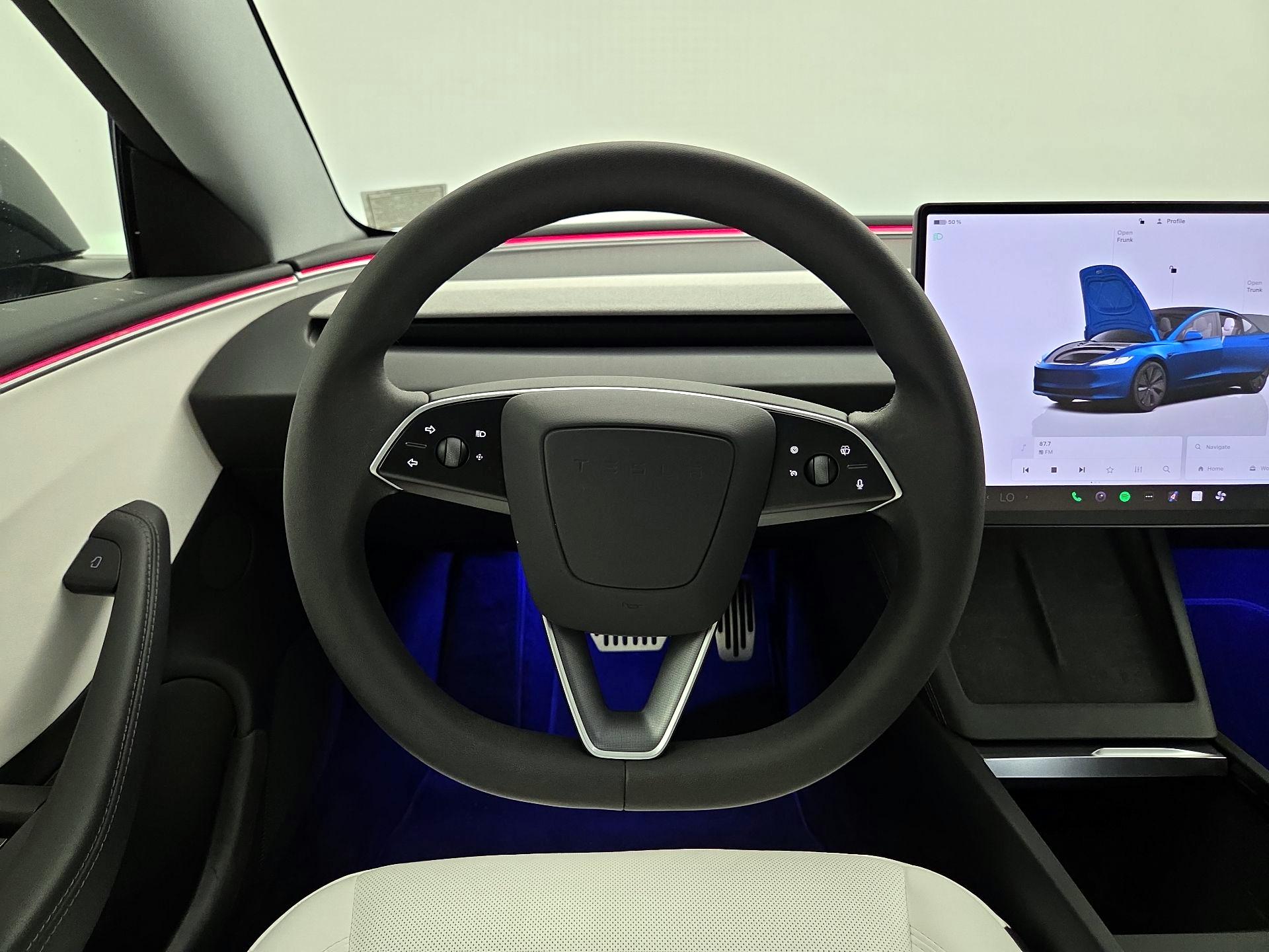 Thumbnail: 2025 Tesla Model 3 - 10