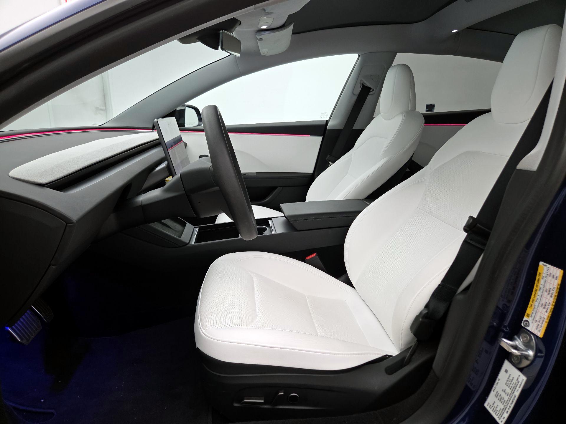 Thumbnail: 2025 Tesla Model 3 - 11