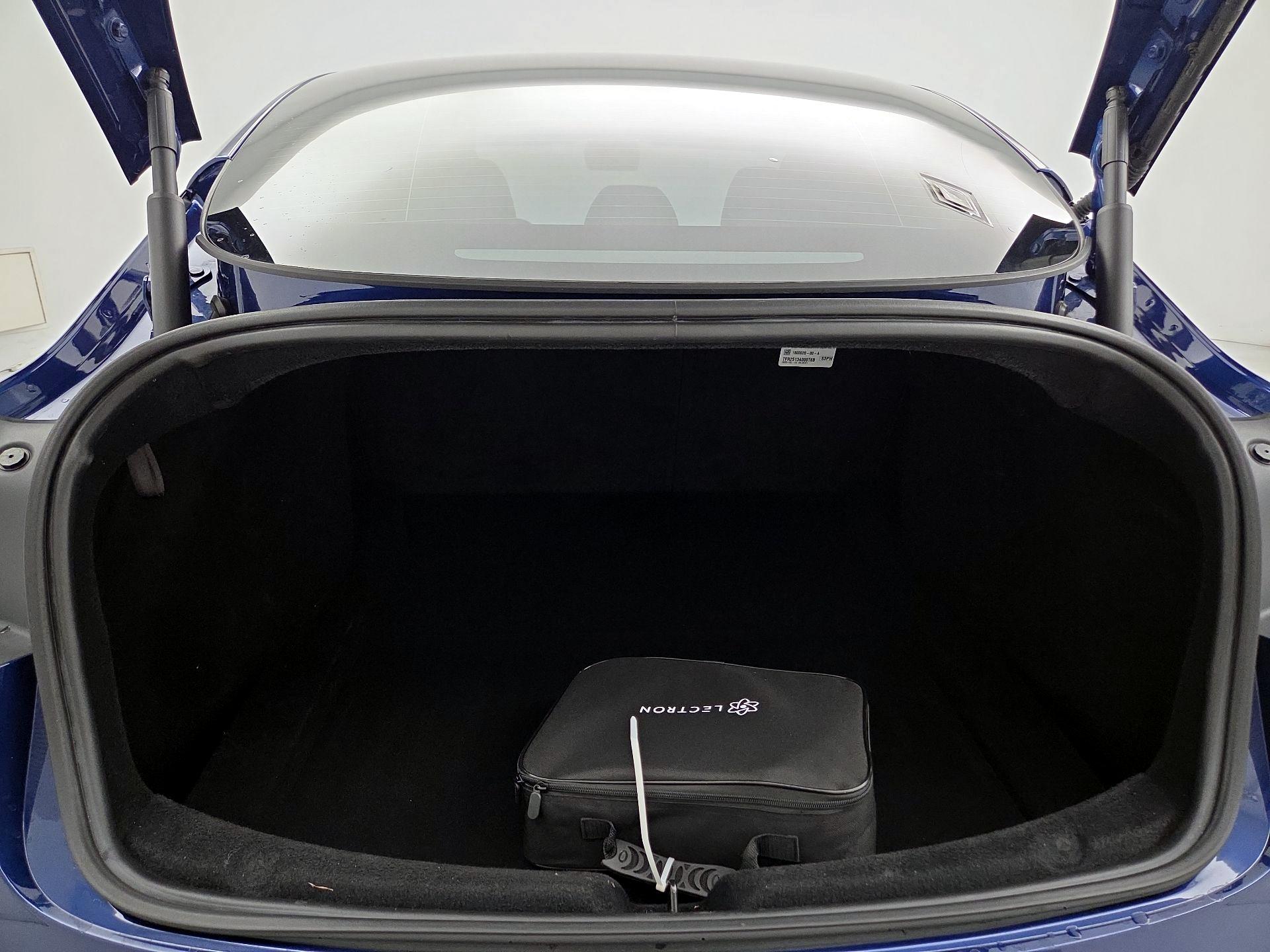 Thumbnail: 2025 Tesla Model 3 - 20