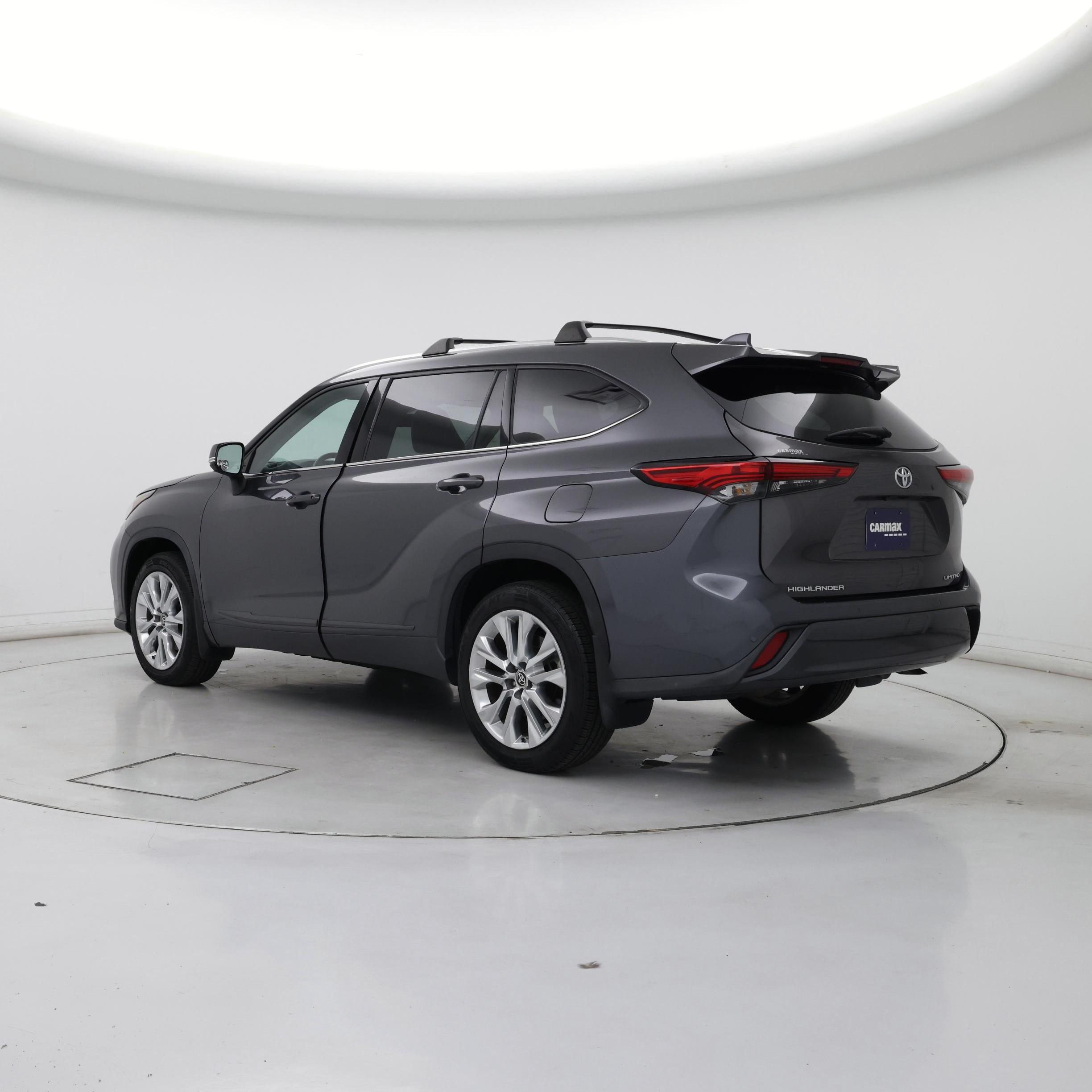 Thumbnail: 2021 Toyota Highlander - 2