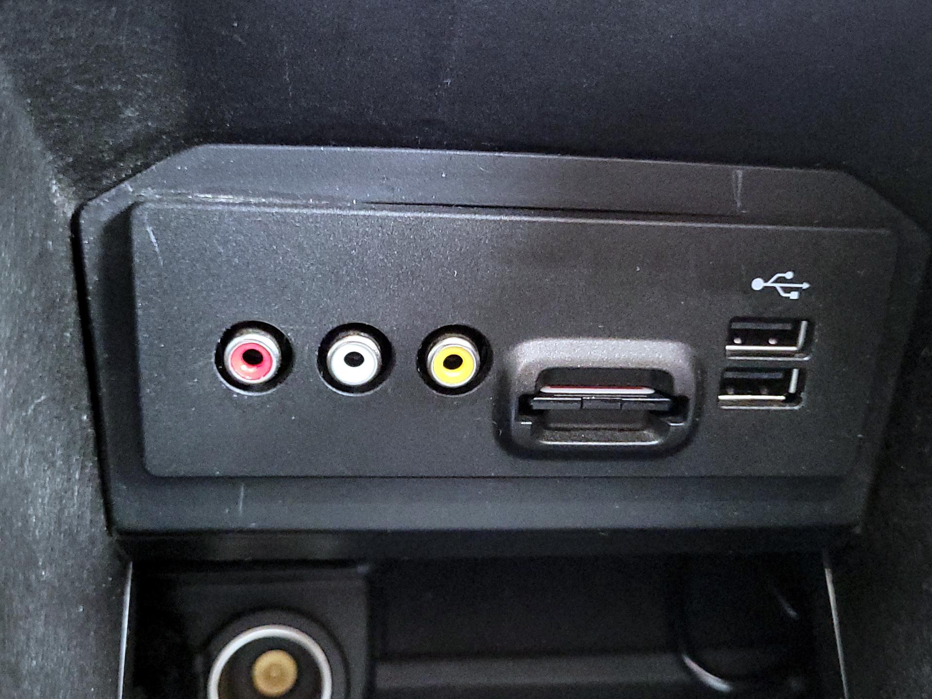 Thumbnail: 2015 Ford Escape - 19