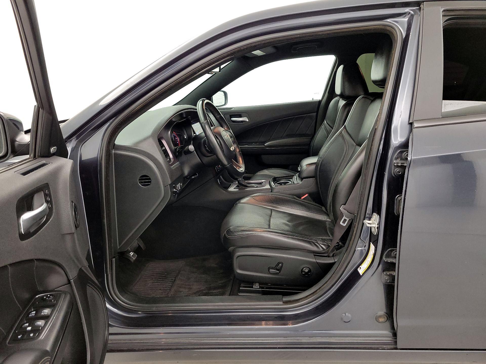 Thumbnail: 2018 Dodge Charger - 11