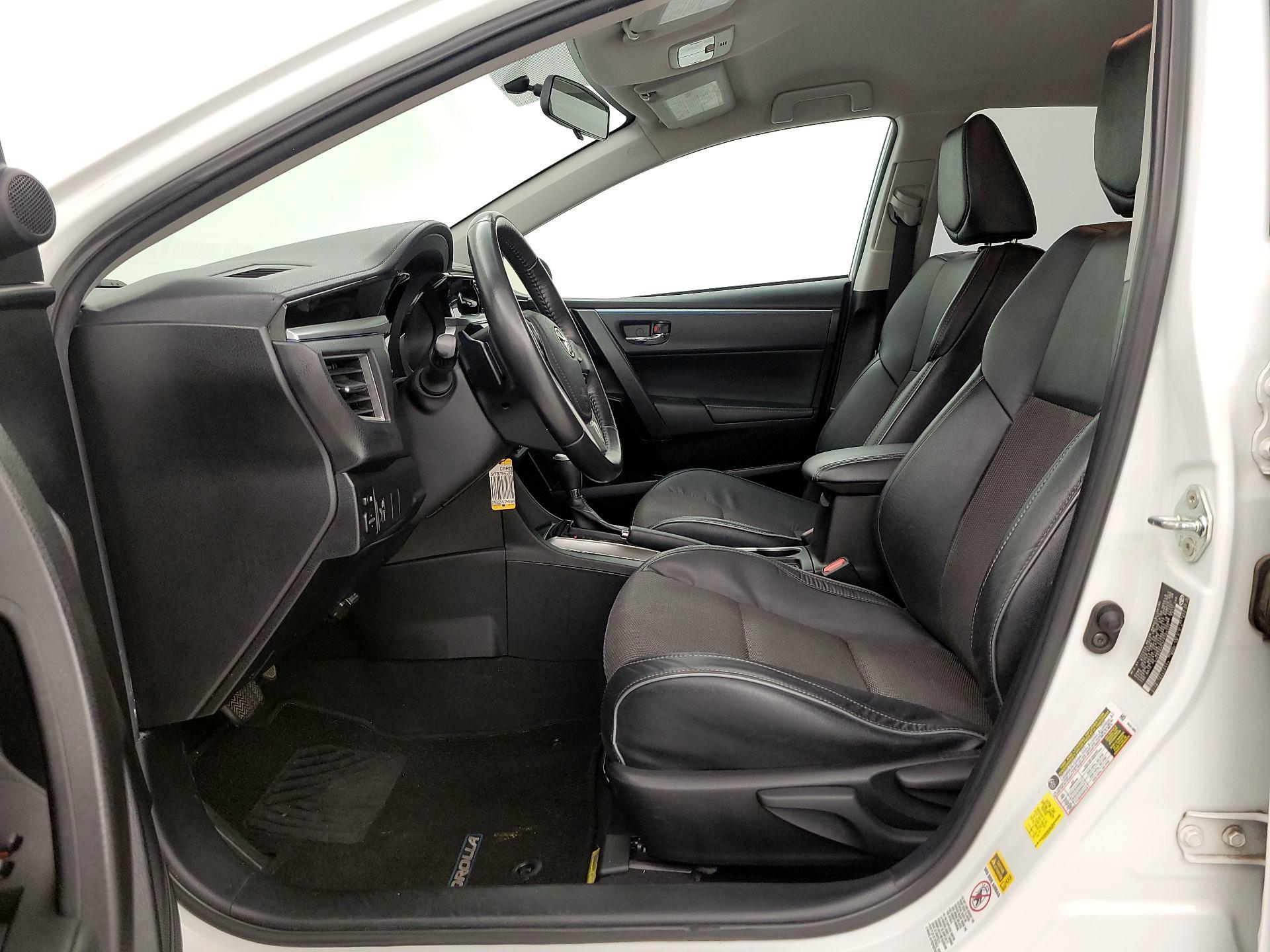 Thumbnail: 2015 Toyota Corolla - 11