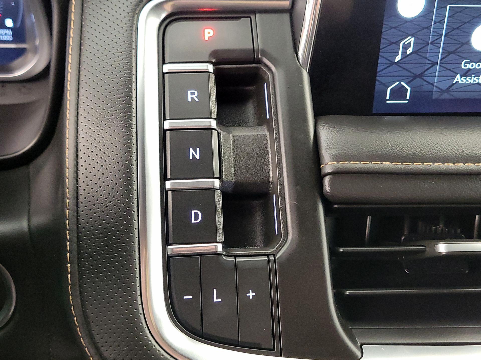 Thumbnail: 2022 GMC Yukon - 18