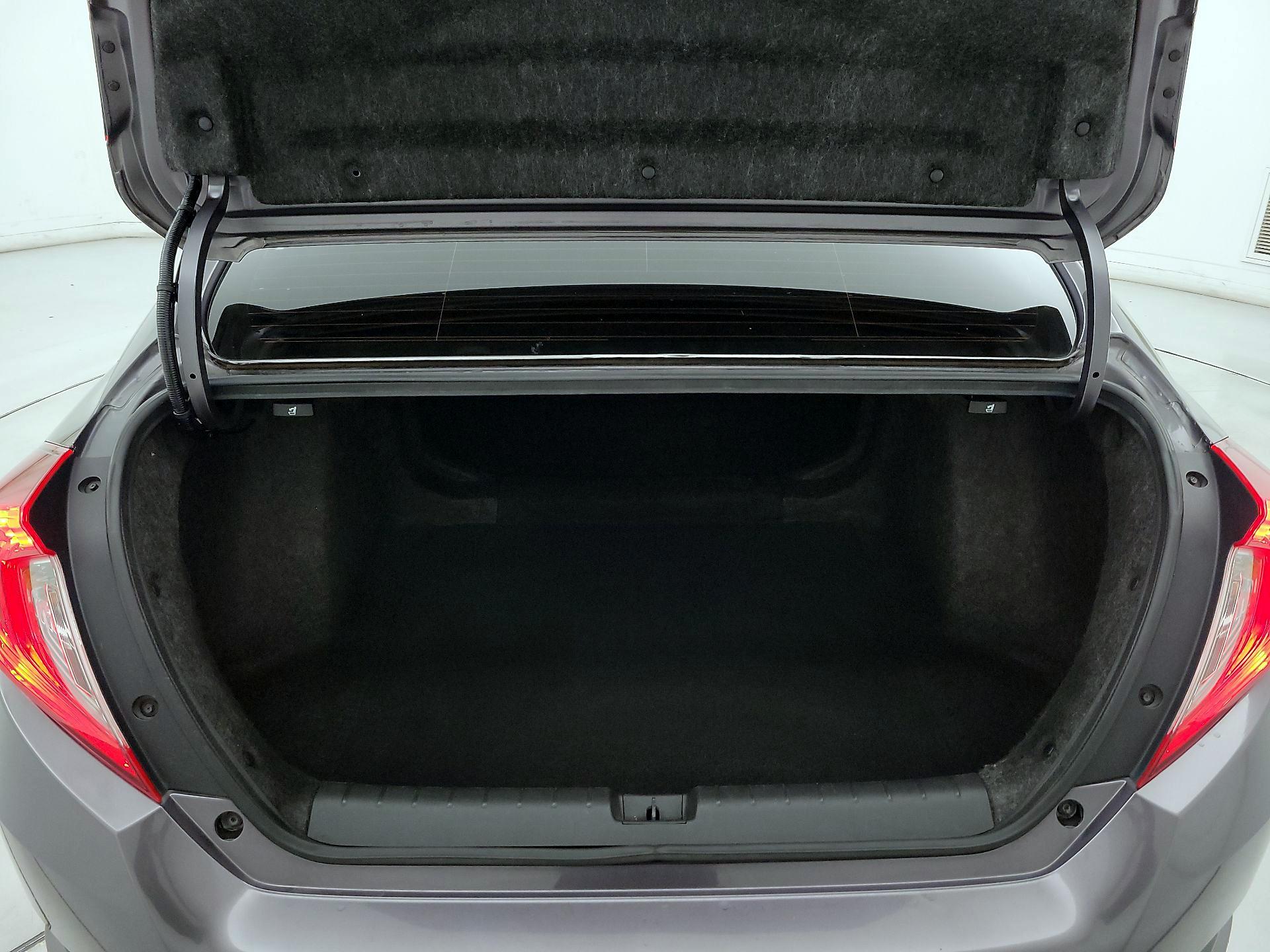 Thumbnail: 2016 Honda Civic - 20