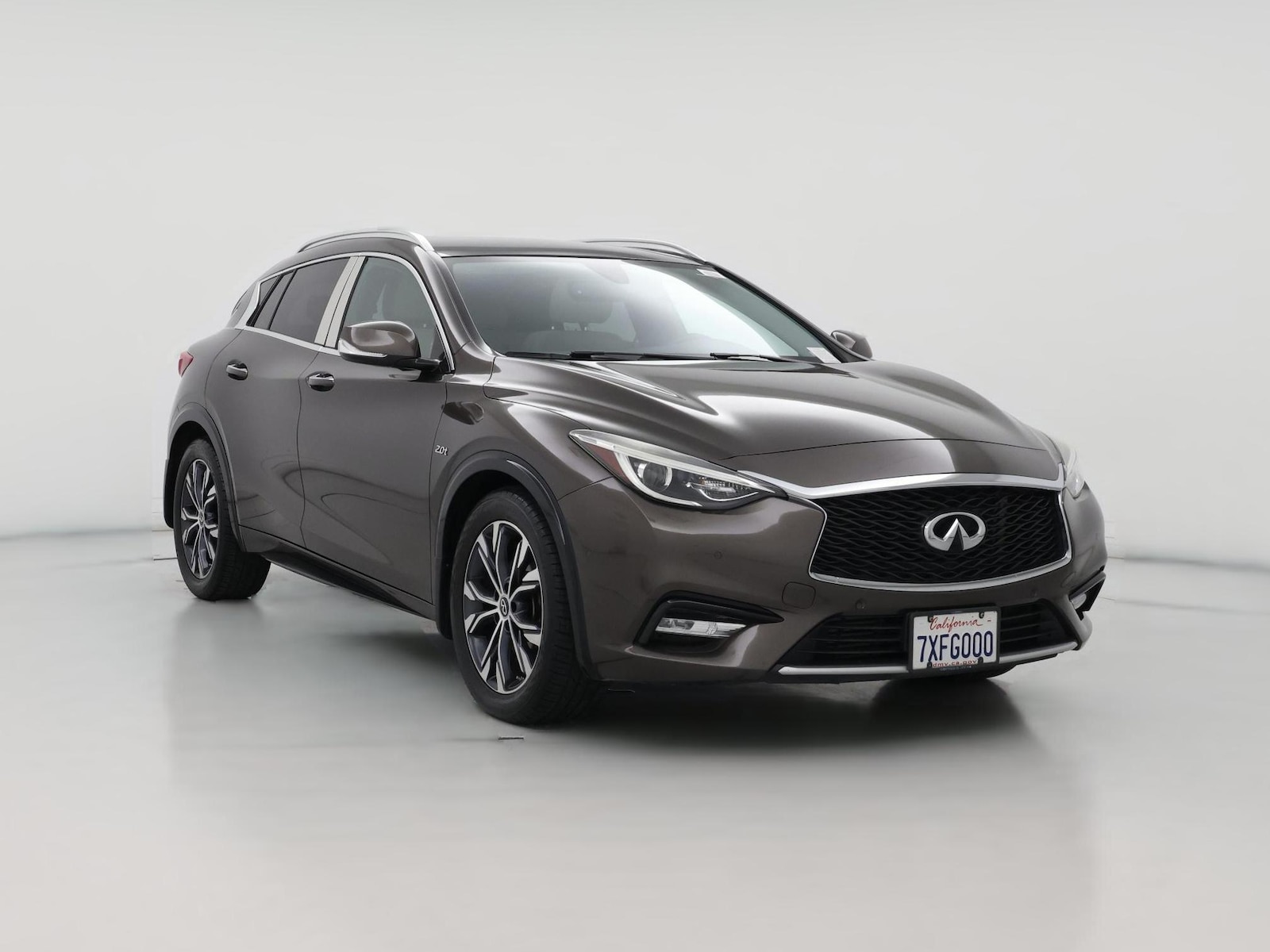 2017 INFINITI QX30 Premium