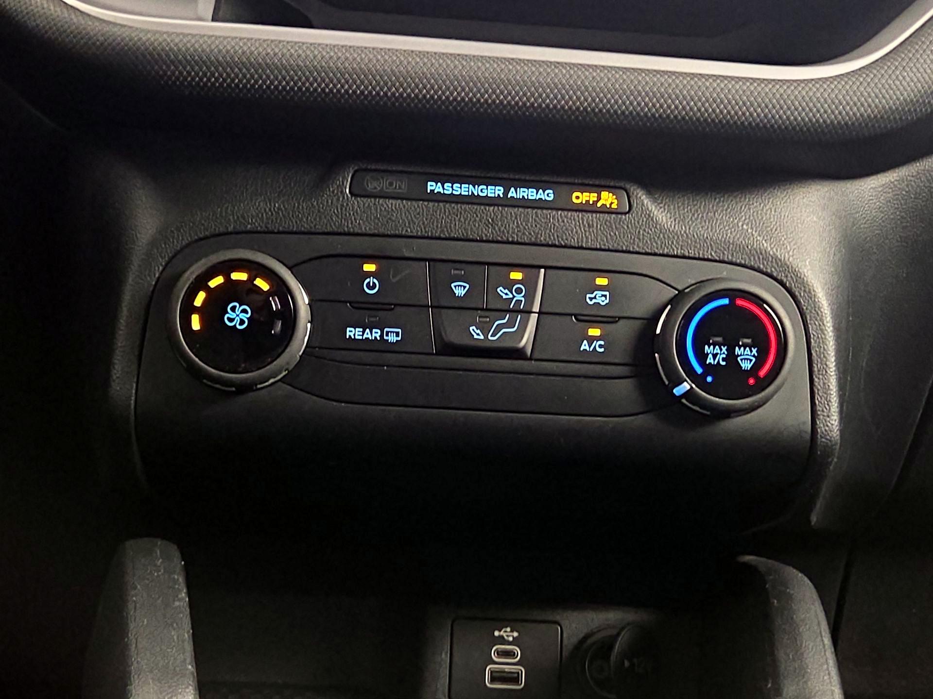 Thumbnail: 2023 Ford Bronco Sport - 16