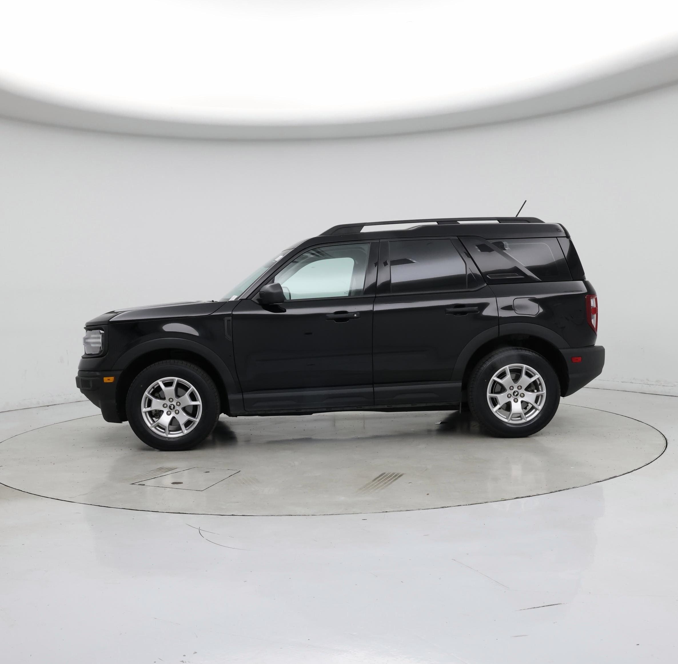 Thumbnail: 2023 Ford Bronco Sport - 3