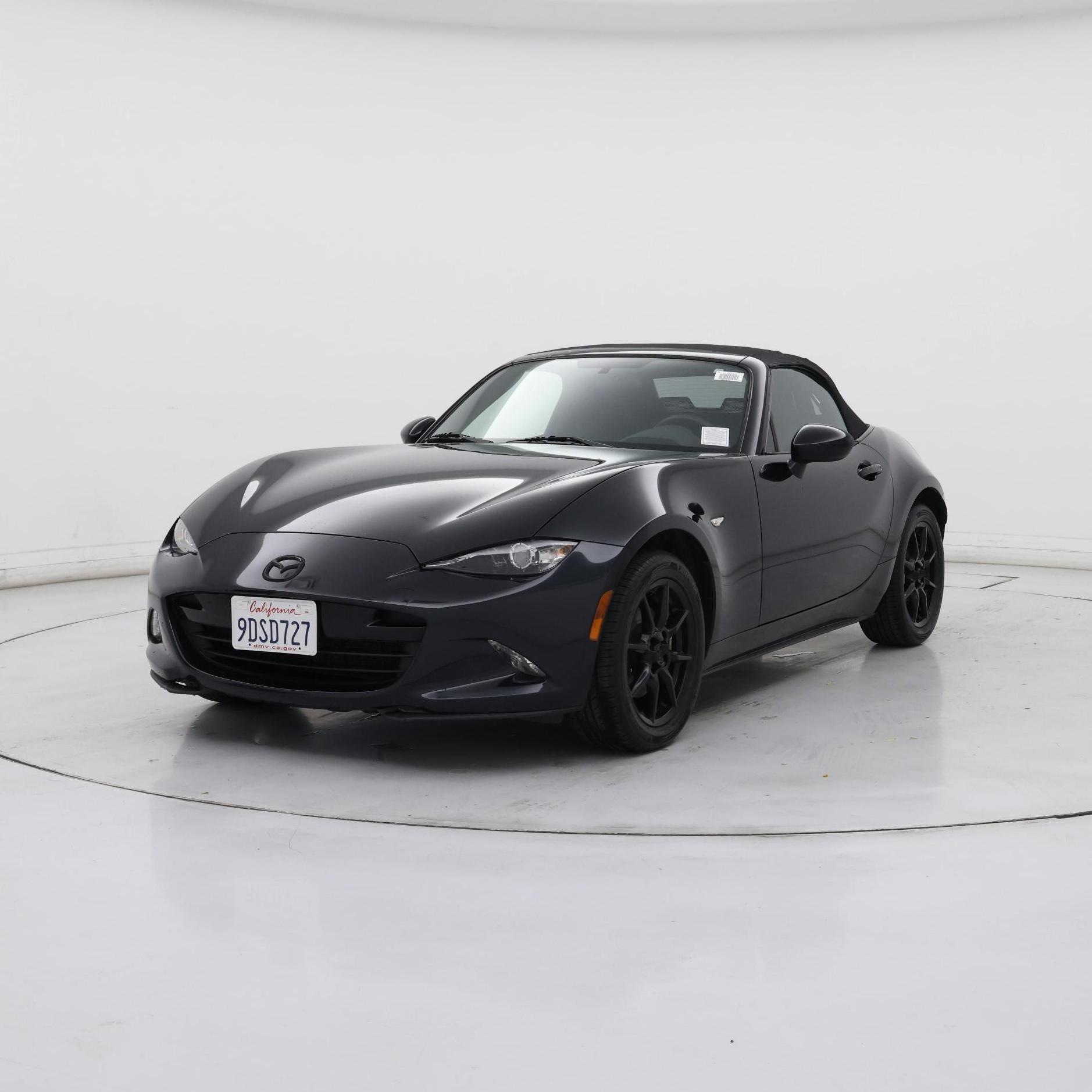 Thumbnail: 2017 Mazda MX-5 Miata - 4