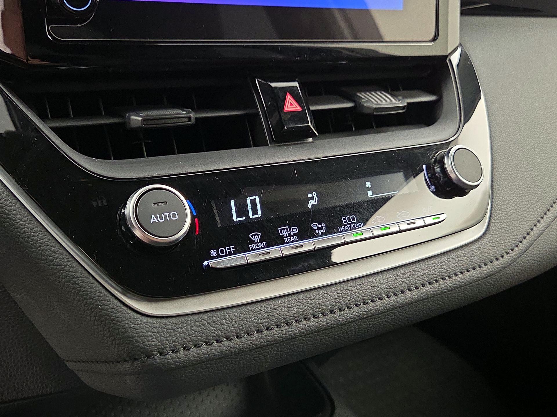 Thumbnail: 2025 Toyota Corolla - 16