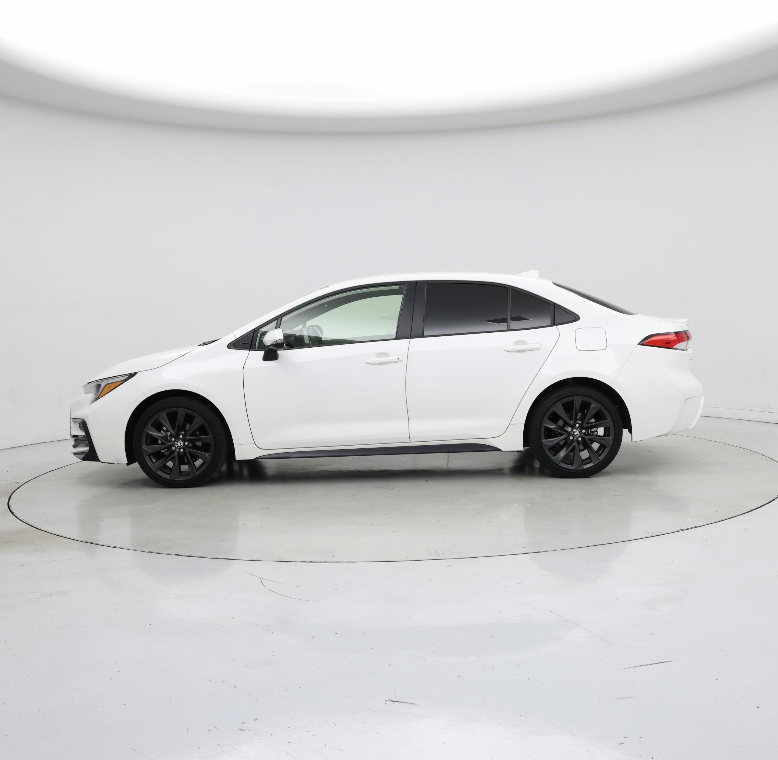 Thumbnail: 2025 Toyota Corolla - 3