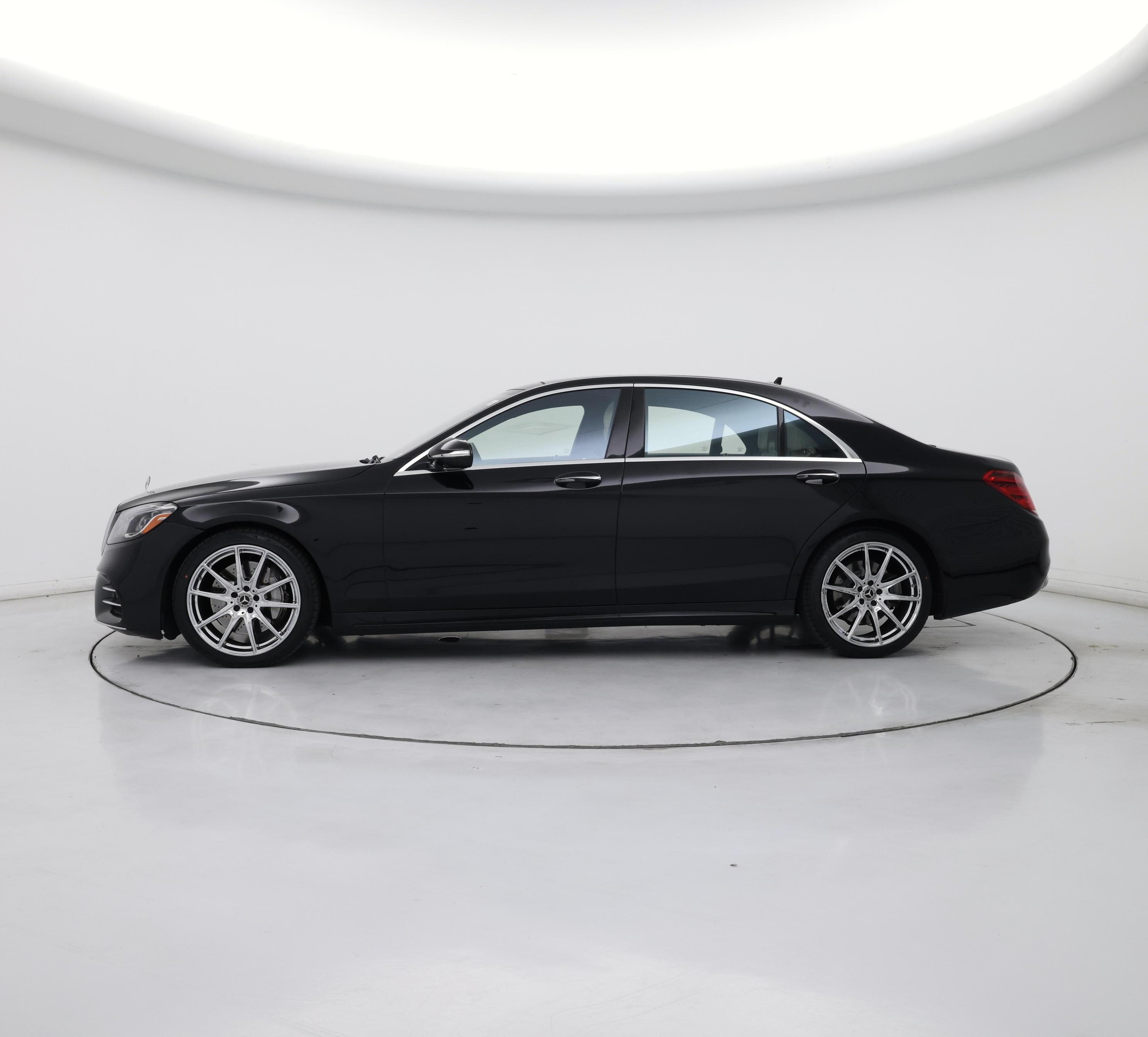 Thumbnail: 2018 Mercedes-Benz S-Class - 3