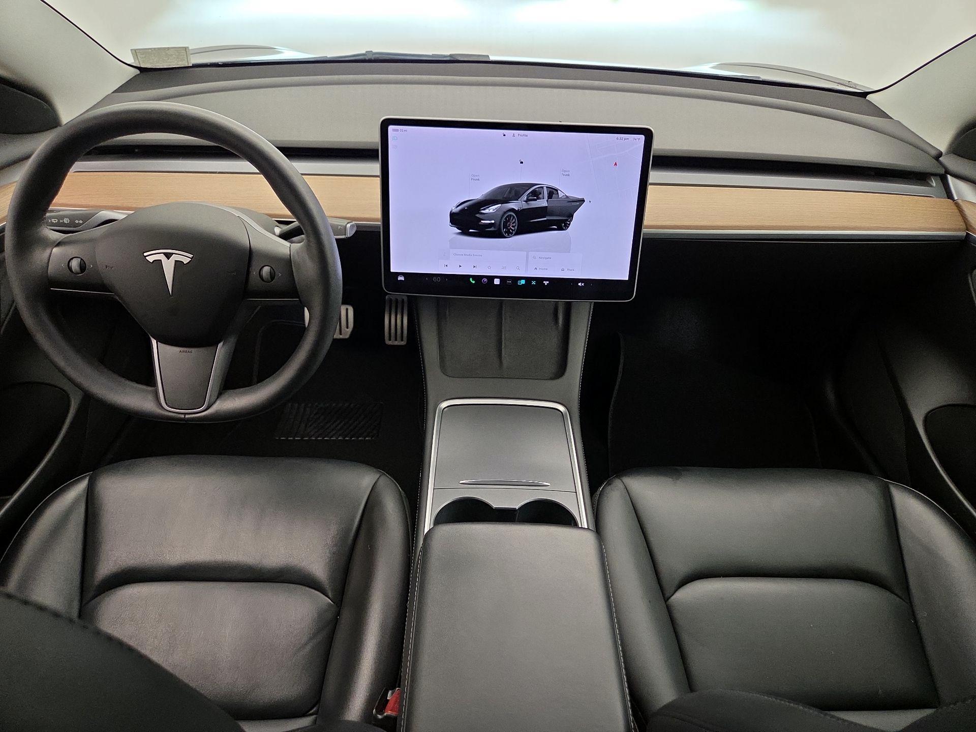 Thumbnail: 2022 Tesla Model 3 - 9