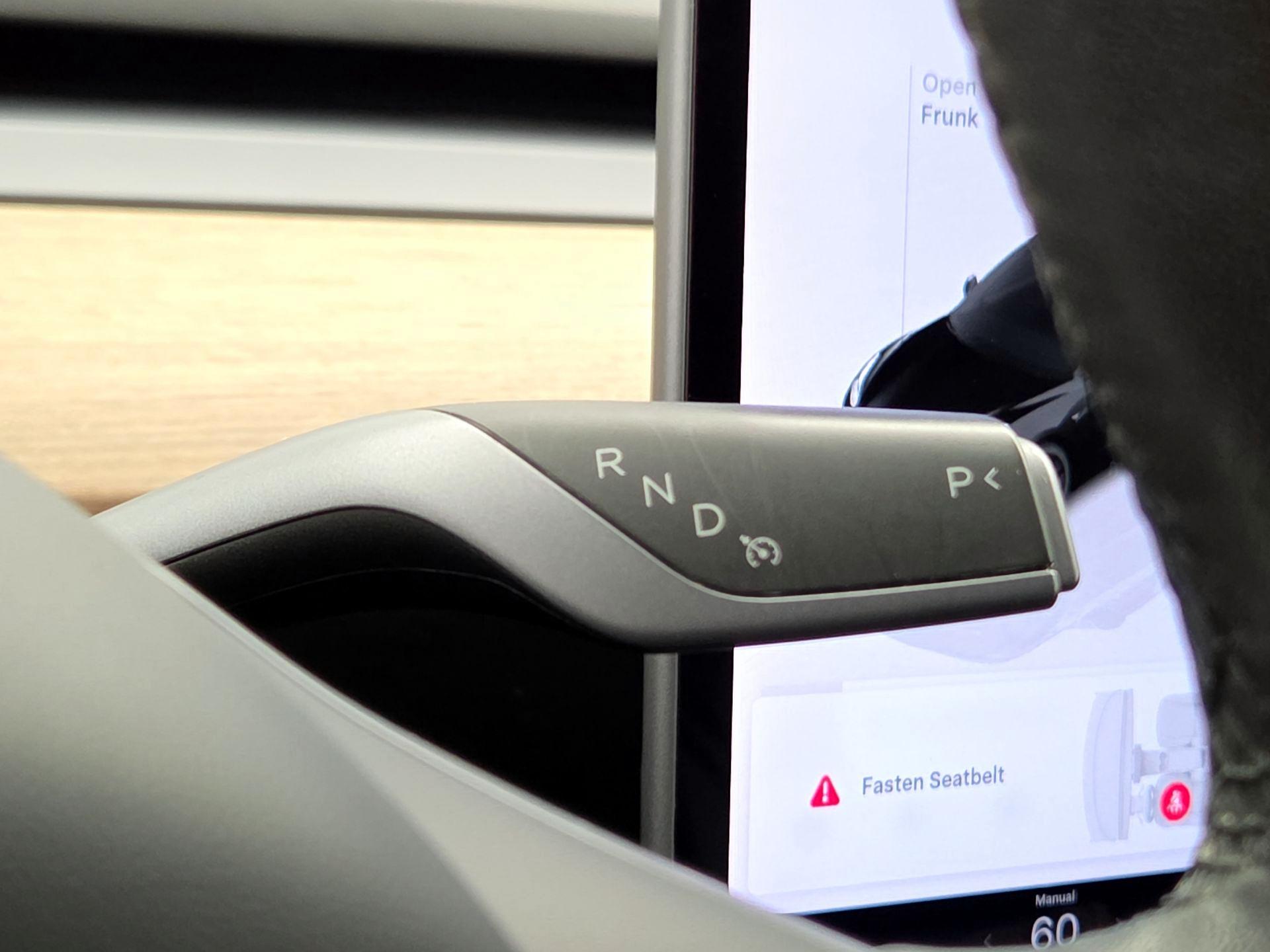 Thumbnail: 2022 Tesla Model 3 - 17