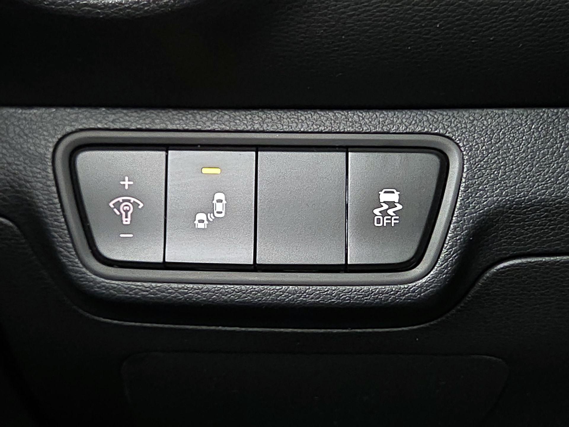 Thumbnail: 2024 Kia Forte - 13