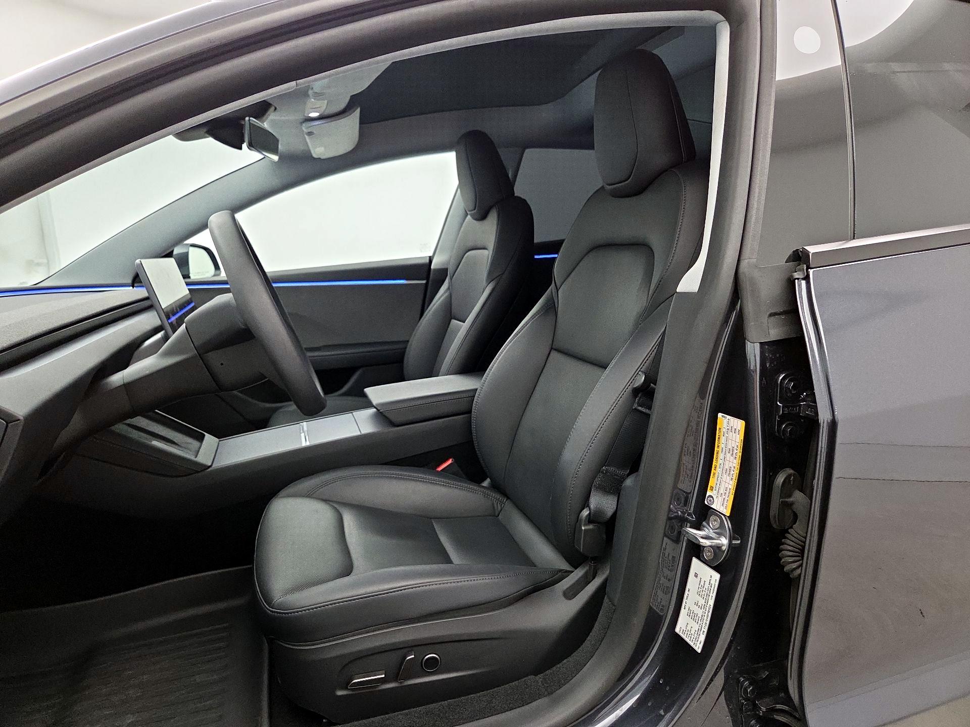 Thumbnail: 2025 Tesla Model 3 - 11