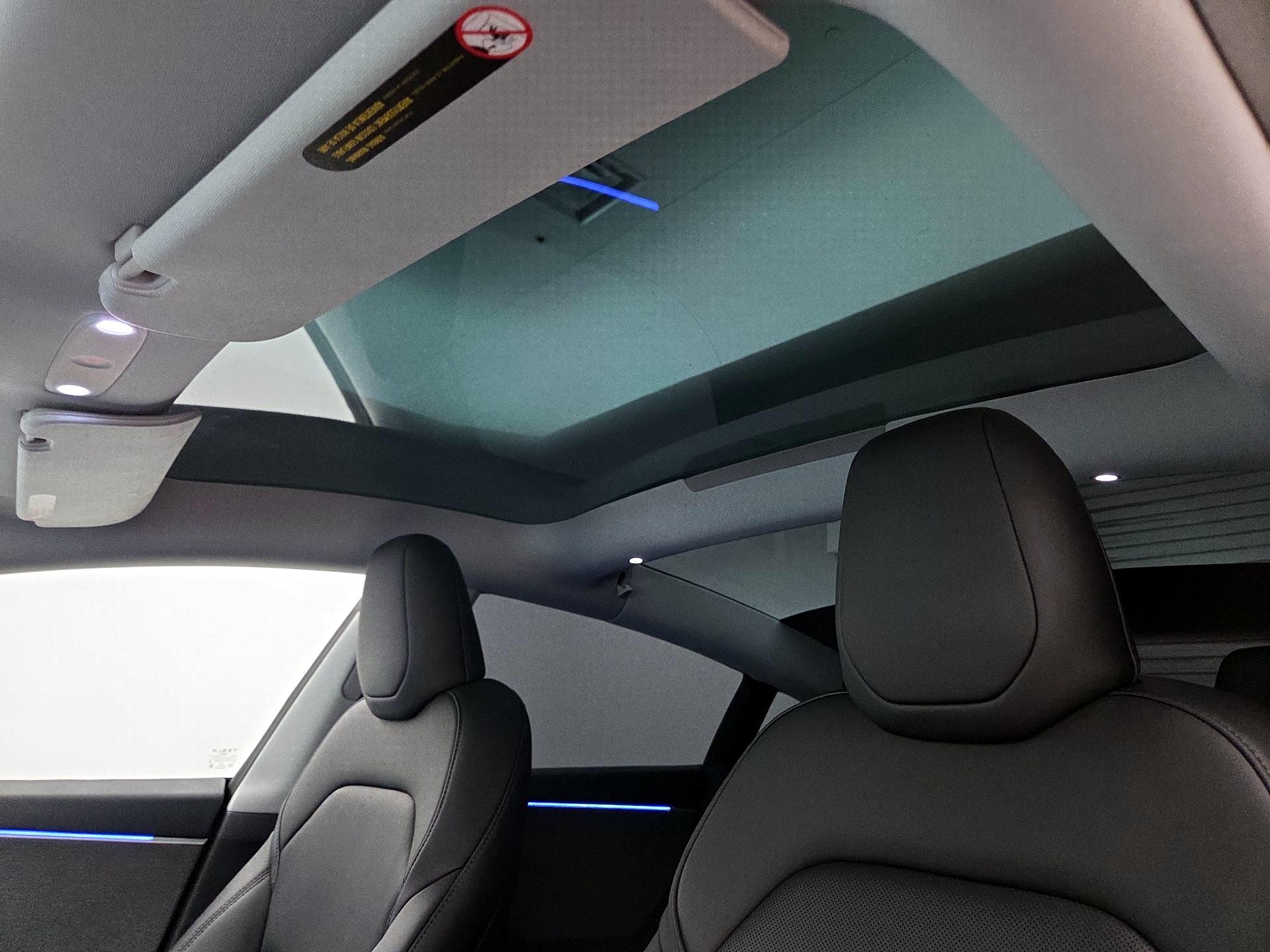 Thumbnail: 2025 Tesla Model 3 - 19