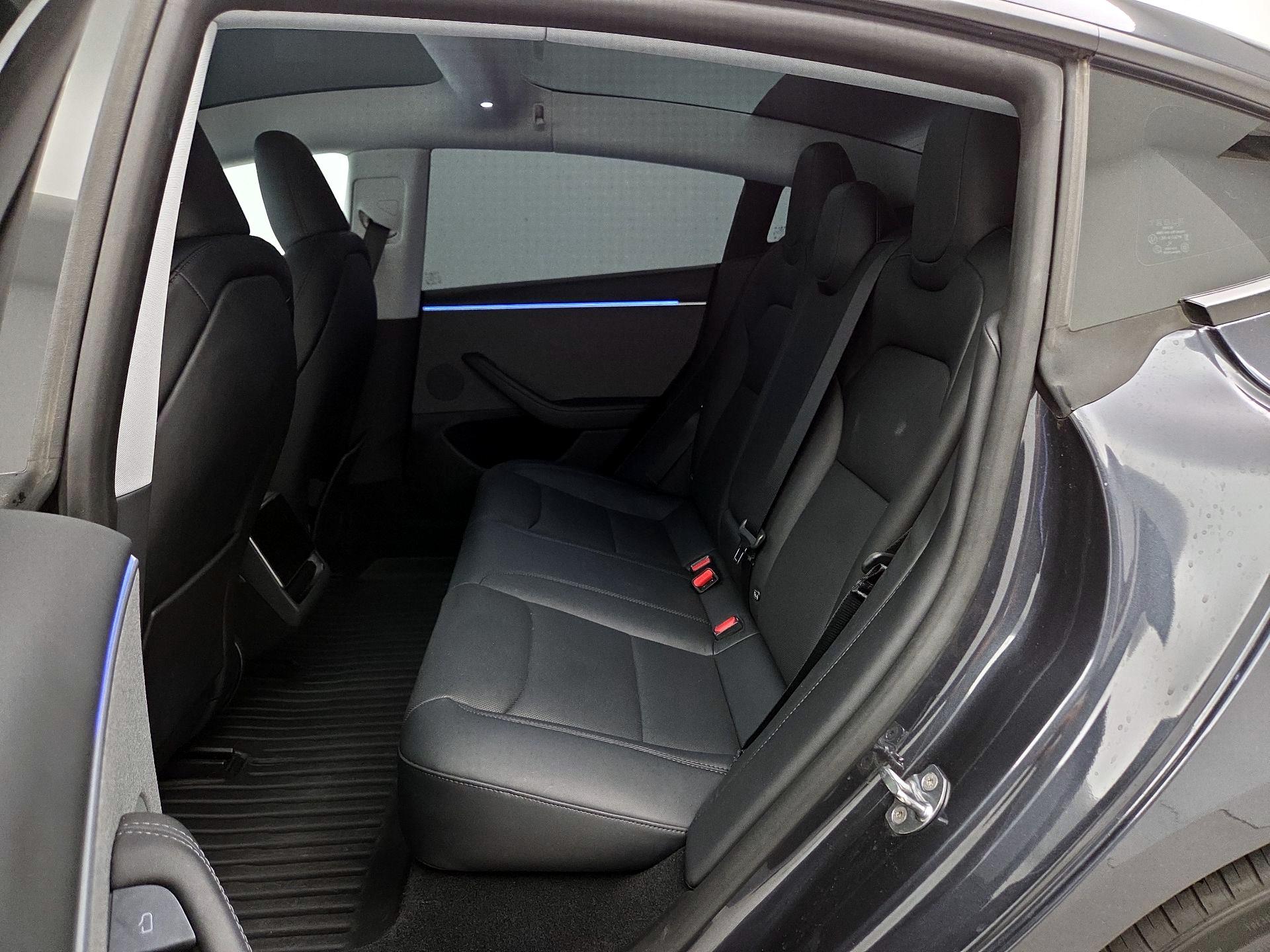 Thumbnail: 2025 Tesla Model 3 - 20