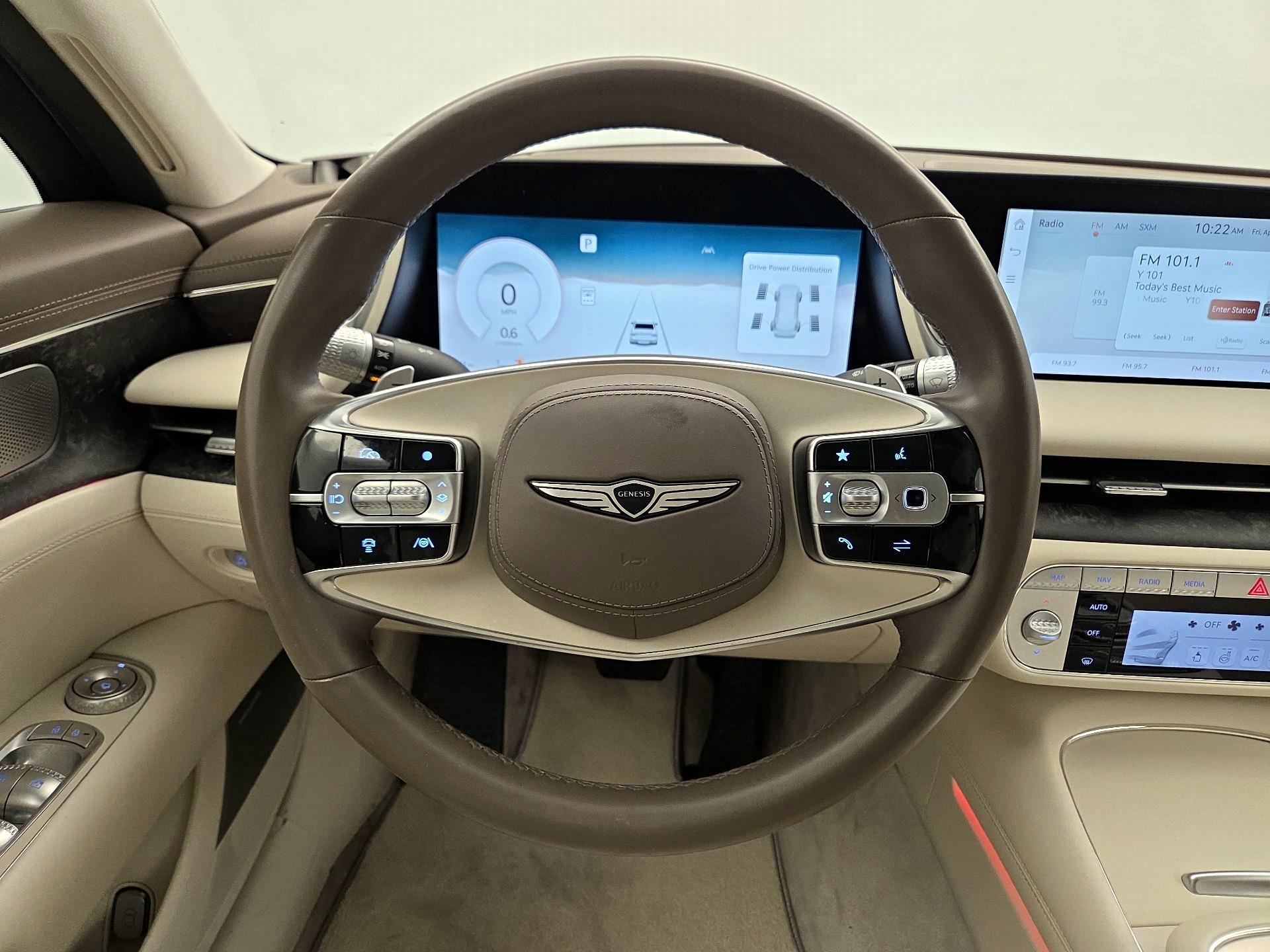 Thumbnail: 2023 Genesis G90 - 10