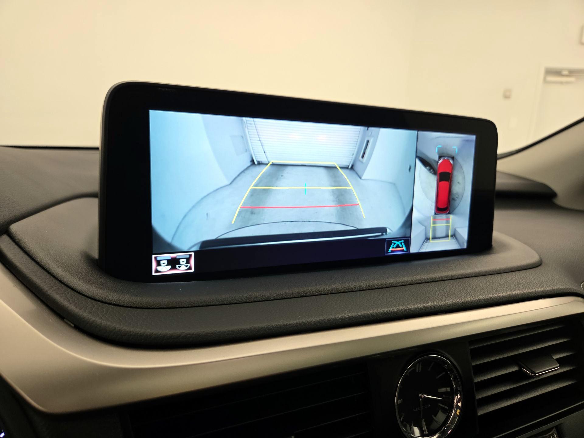 Thumbnail: 2022 Lexus RX - 15