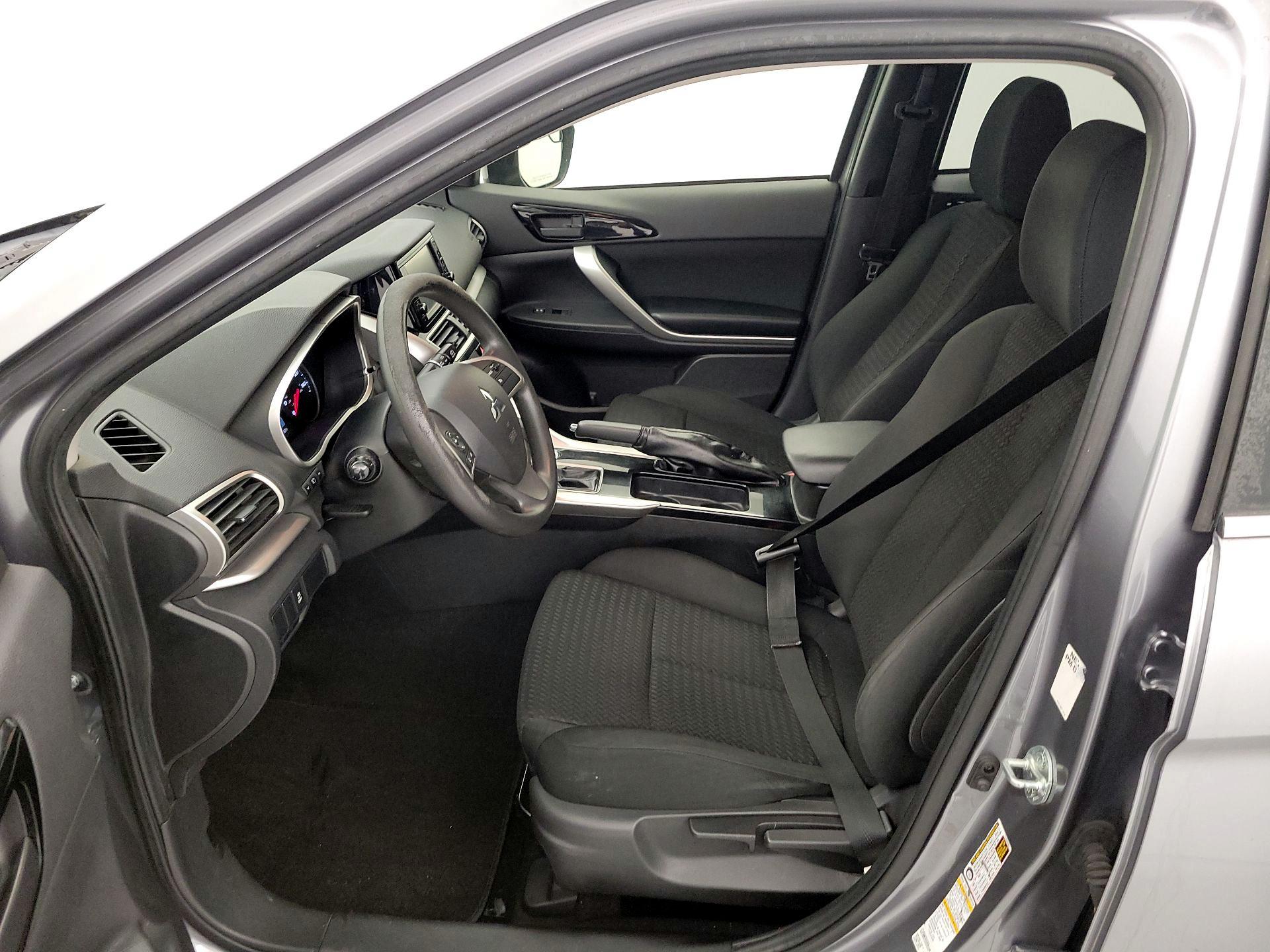 Thumbnail: 2019 Mitsubishi Eclipse Cross - 11