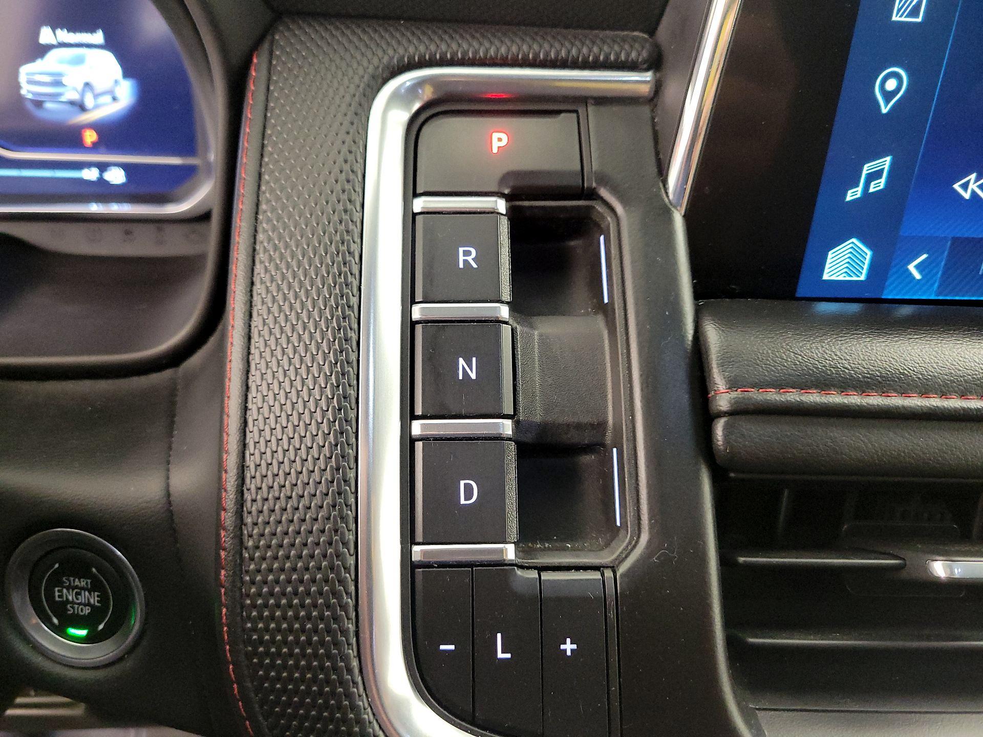 Thumbnail: 2022 Chevrolet Tahoe - 17