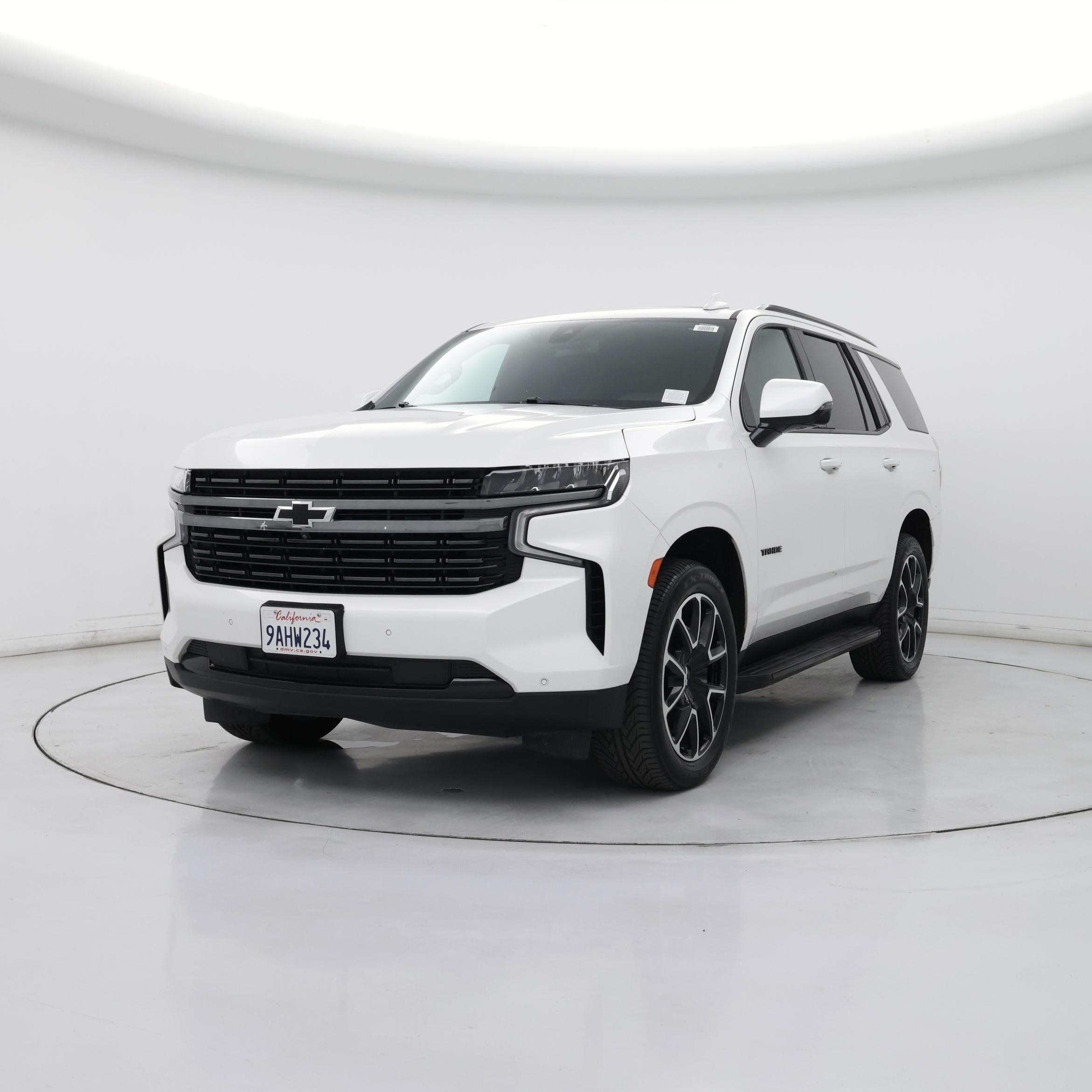 Thumbnail: 2022 Chevrolet Tahoe - 4