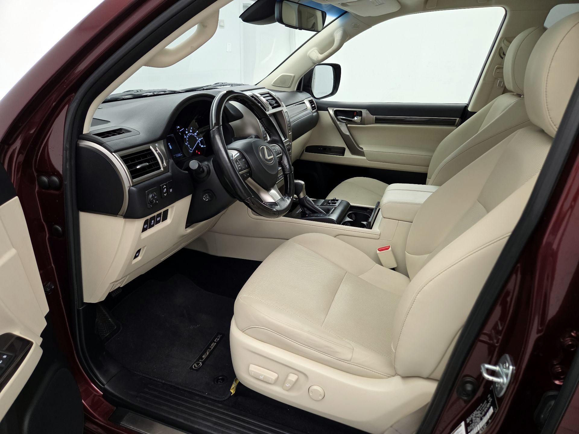 Thumbnail: 2020 Lexus GX - 11