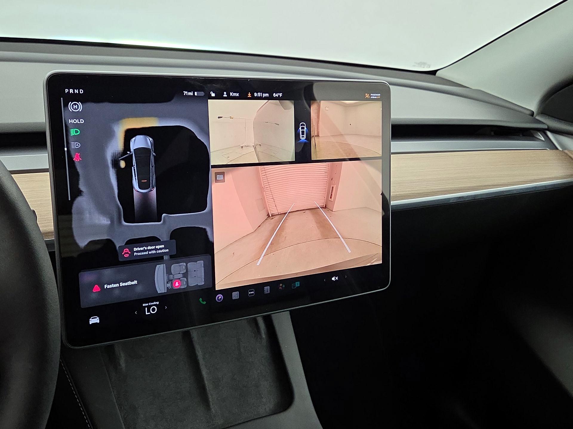 Thumbnail: 2025 Tesla Model Y - 14