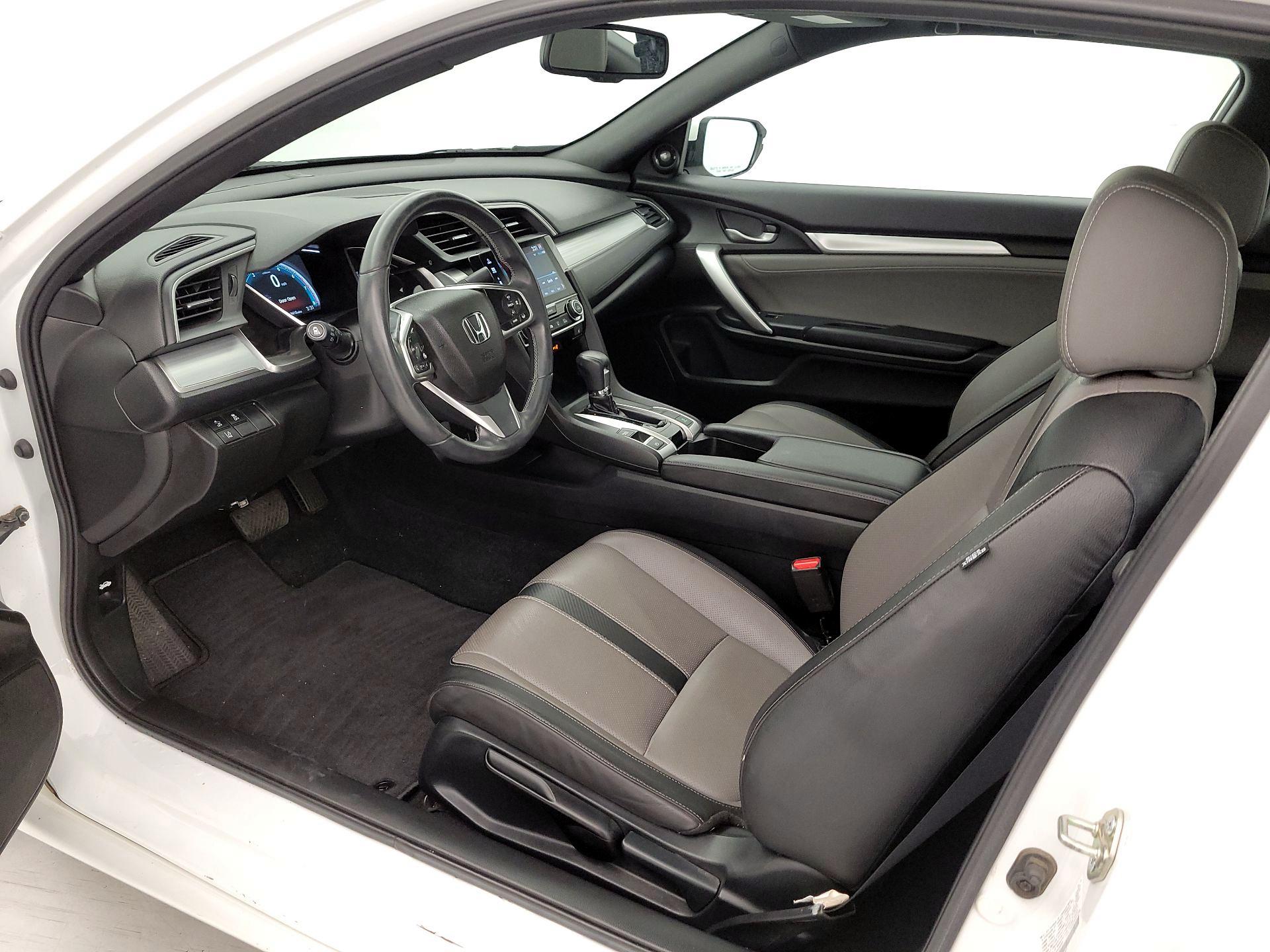 Thumbnail: 2016 Honda Civic - 11