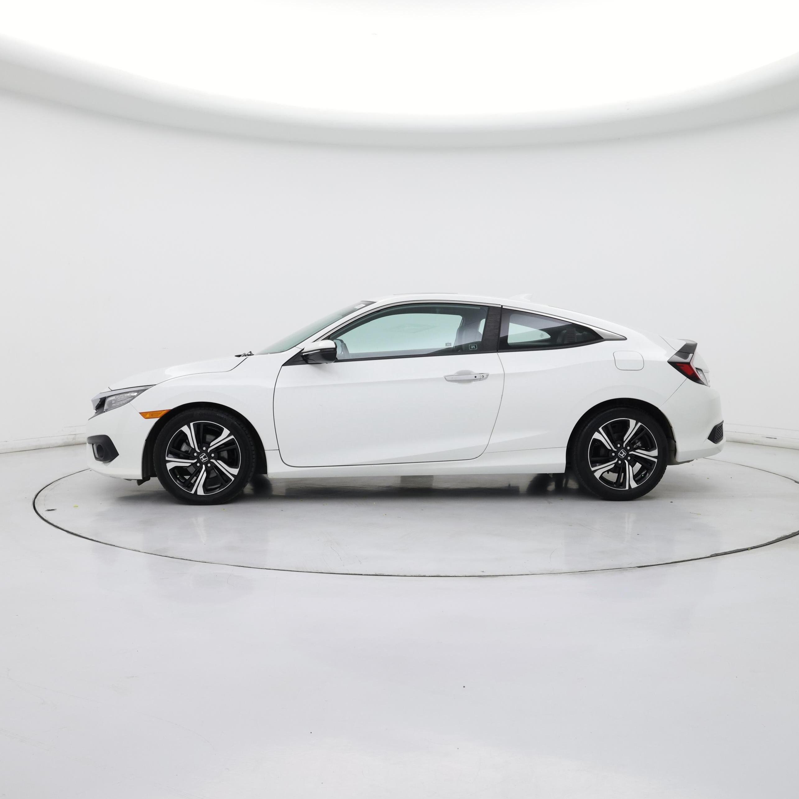 Thumbnail: 2016 Honda Civic - 3