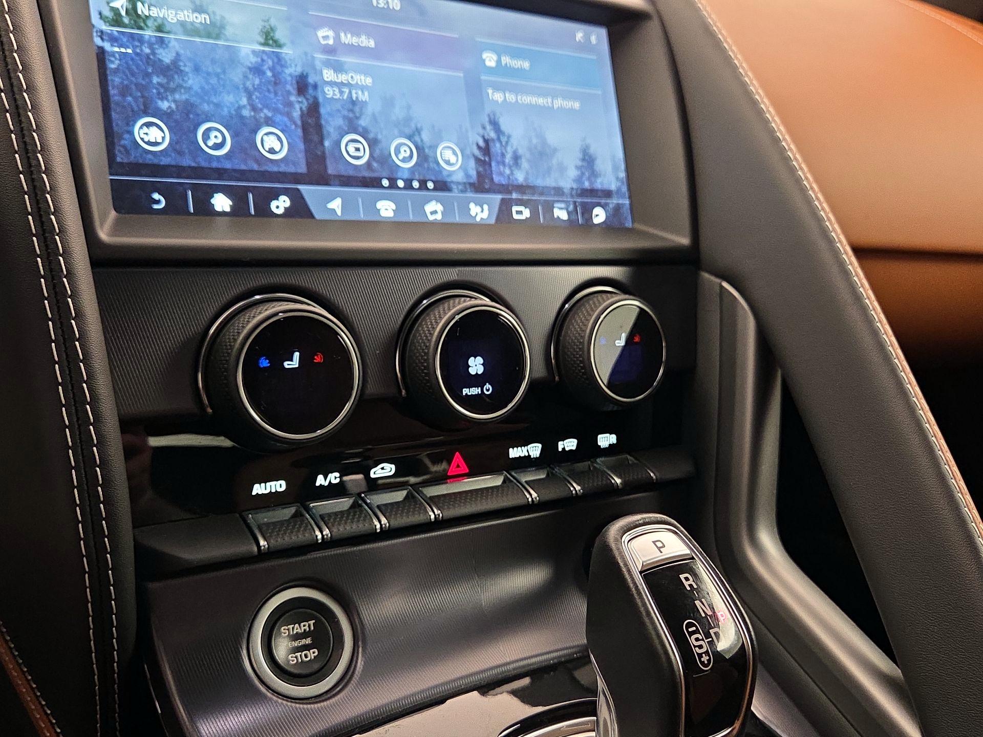 Thumbnail: 2021 Jaguar F-Type - 17