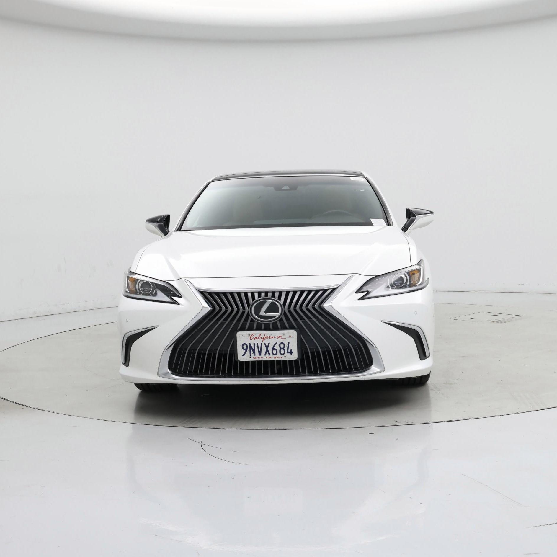 Thumbnail: 2021 Lexus ES - 5