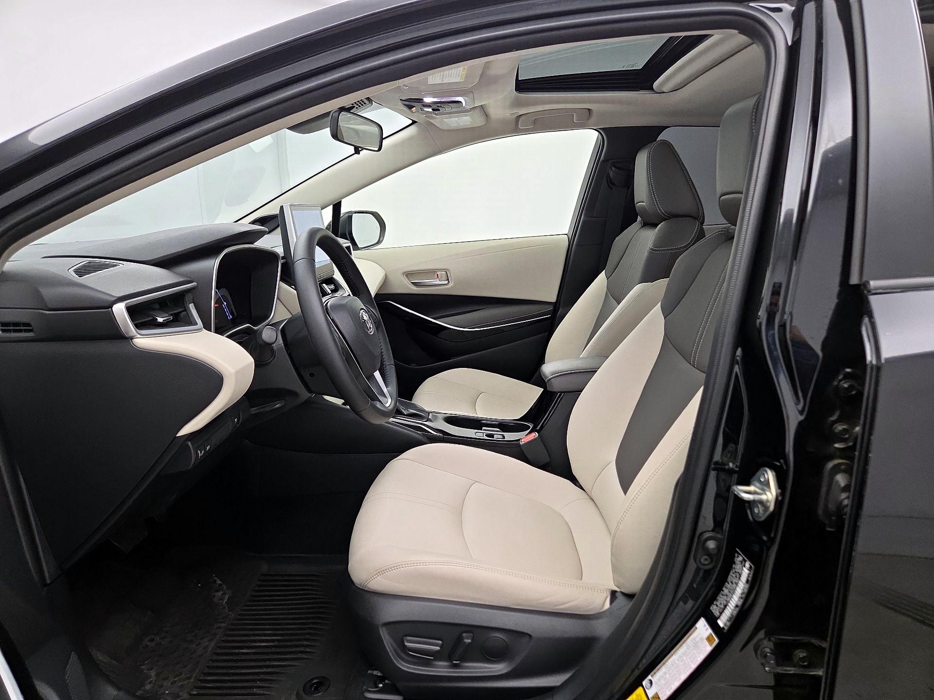 Thumbnail: 2025 Toyota Corolla - 11