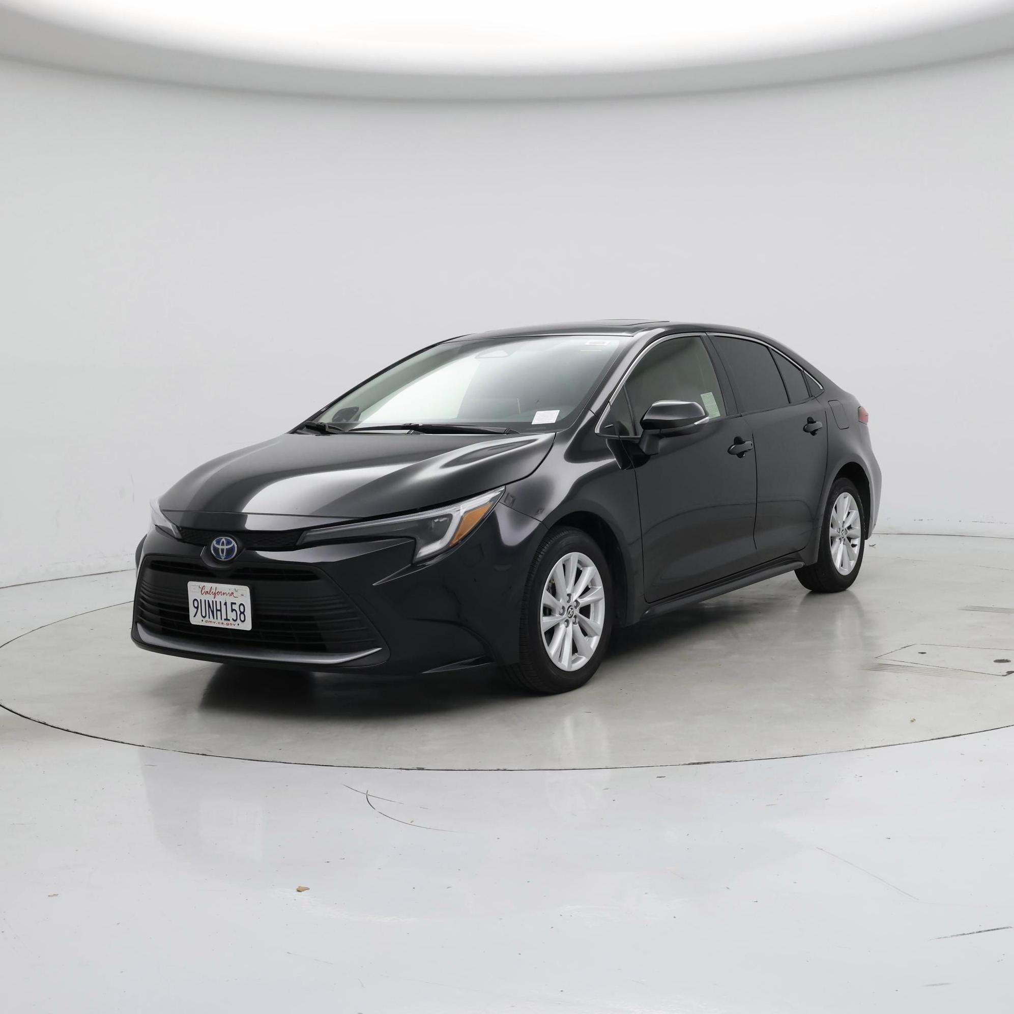 Thumbnail: 2025 Toyota Corolla - 4