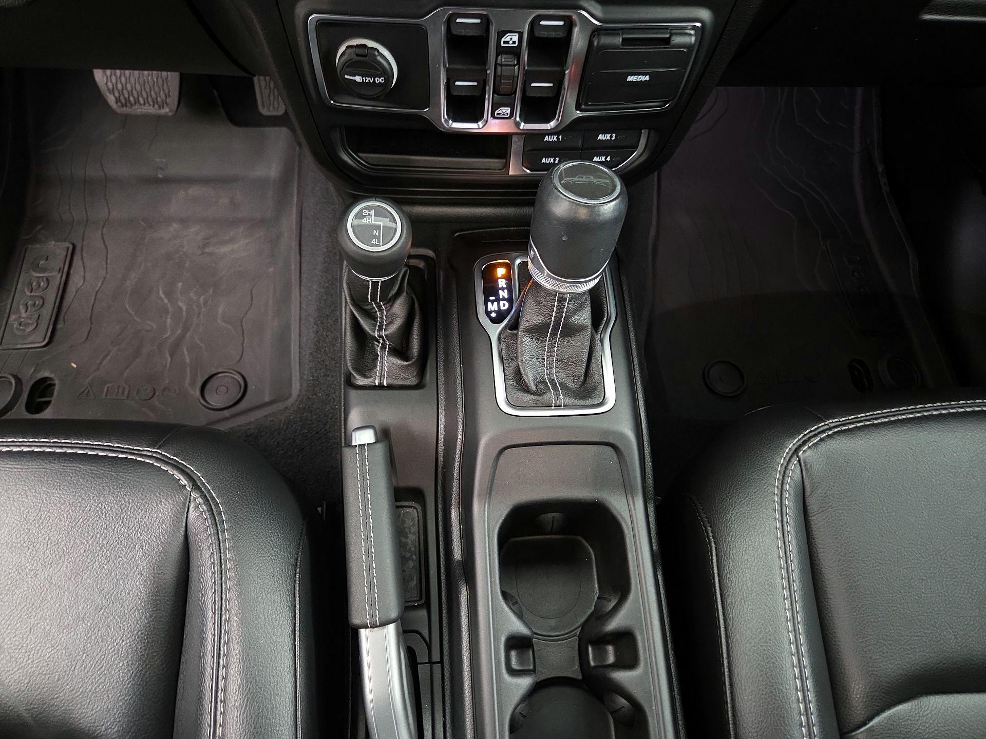 Thumbnail: 2020 Jeep Gladiator - 18