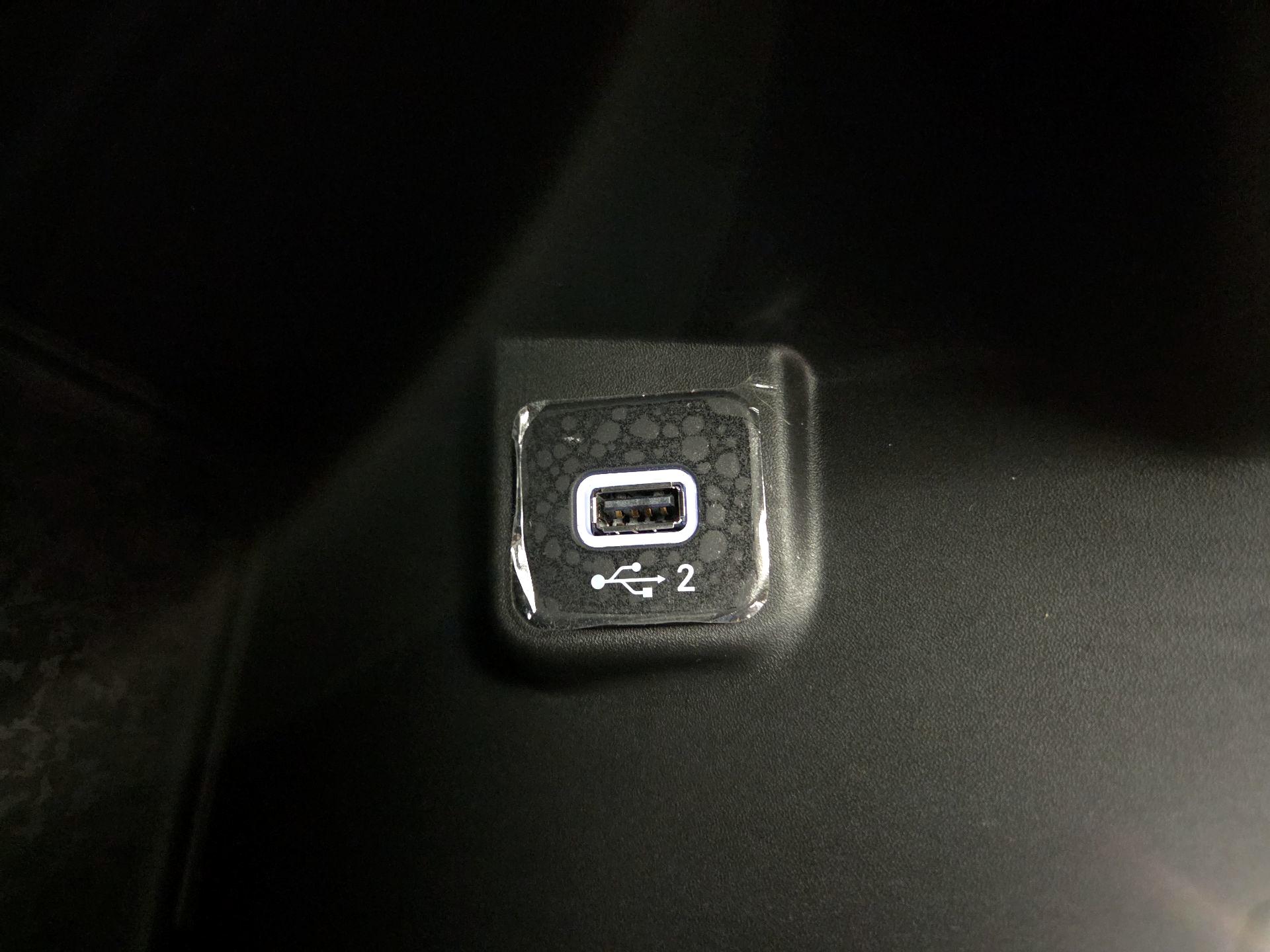 Thumbnail: 2020 Jeep Gladiator - 19