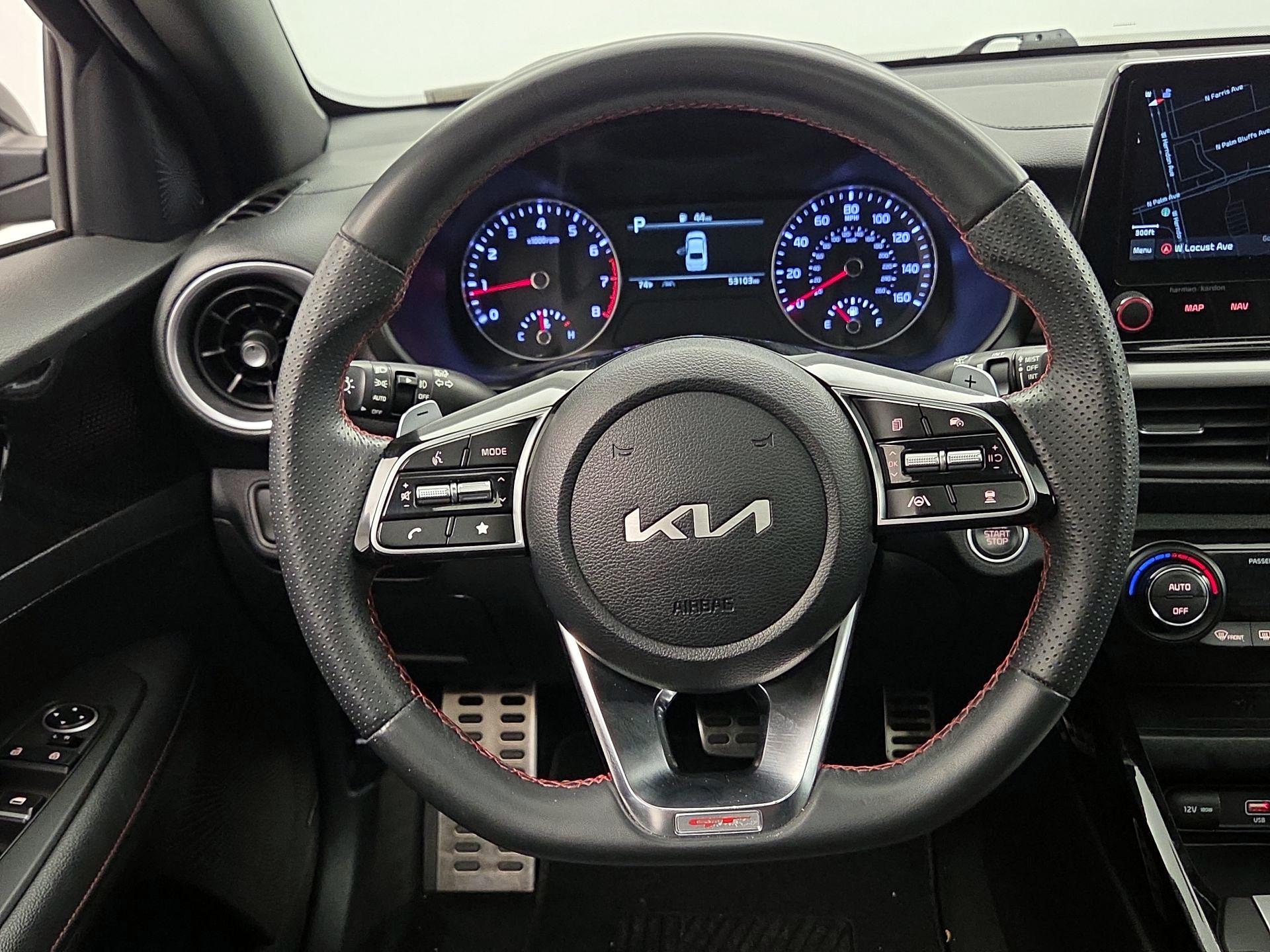 Thumbnail: 2022 Kia Forte - 10